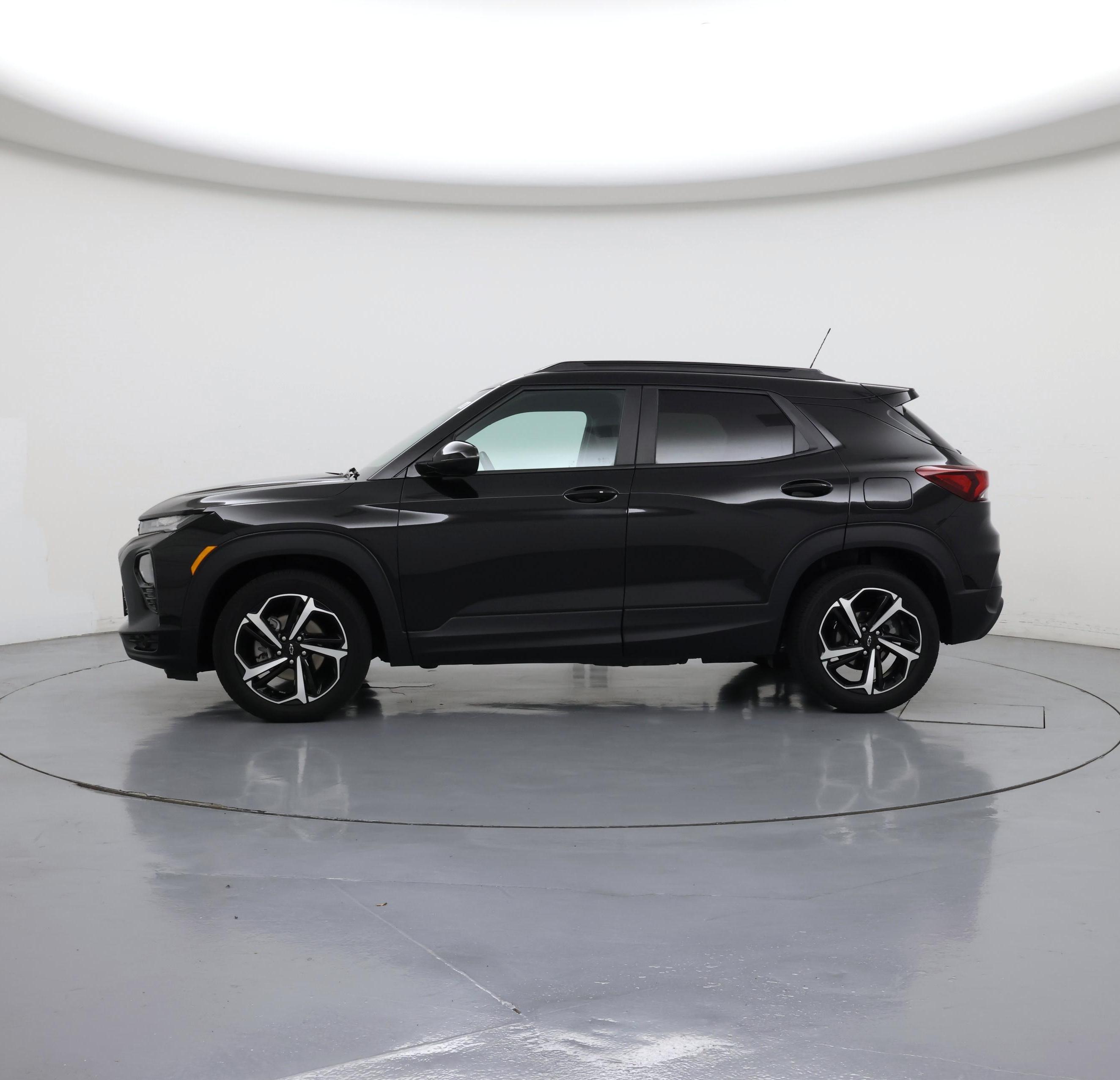 Thumbnail: 2023 Chevrolet TrailBlazer - 3