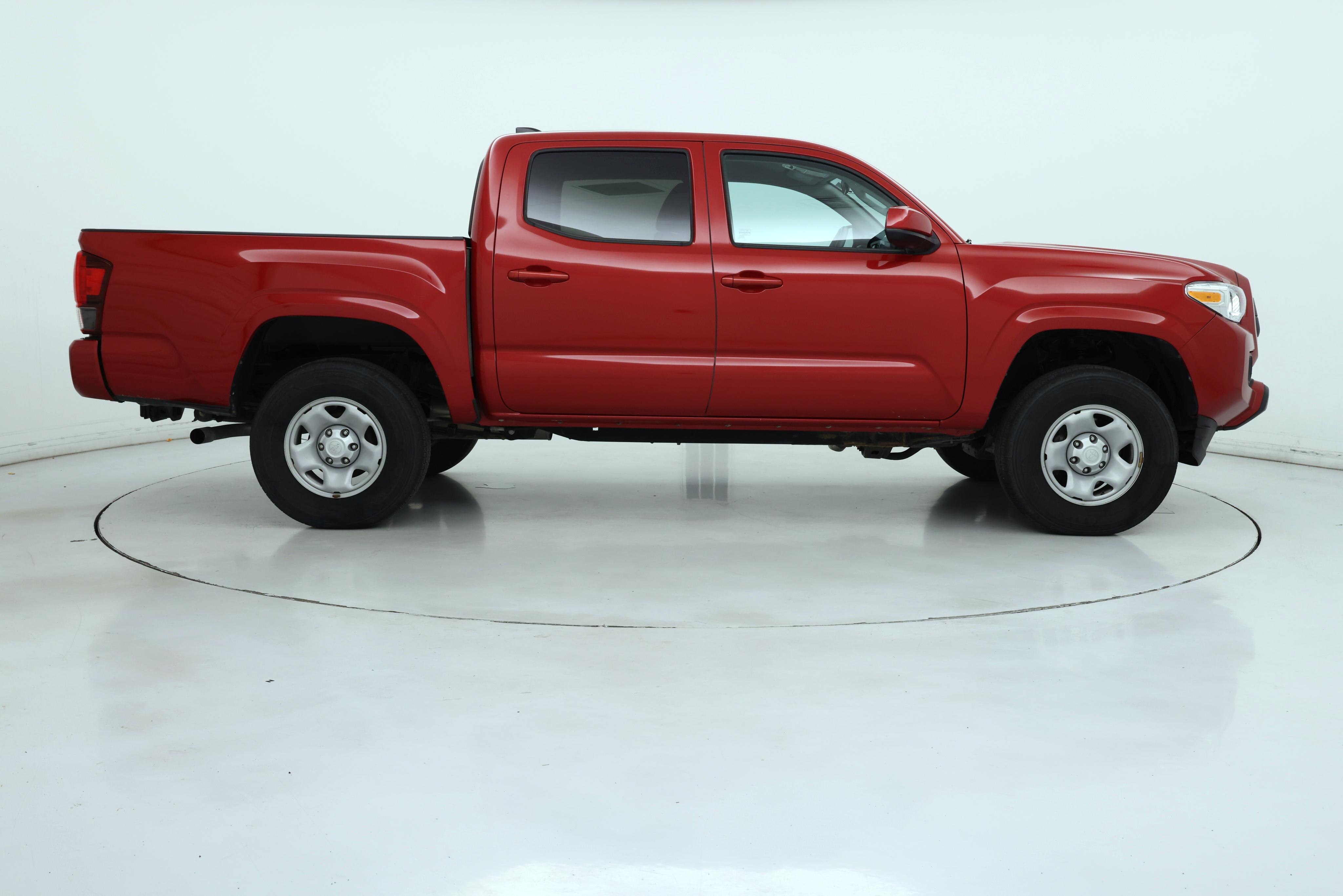 Thumbnail: 2022 Toyota Tacoma - 7