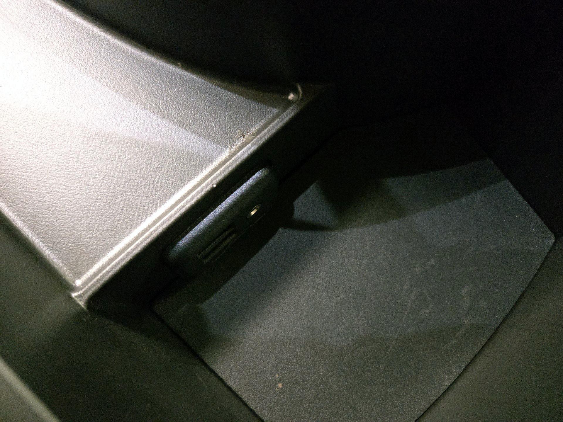 Thumbnail: 2022 Chevrolet Camaro - 17