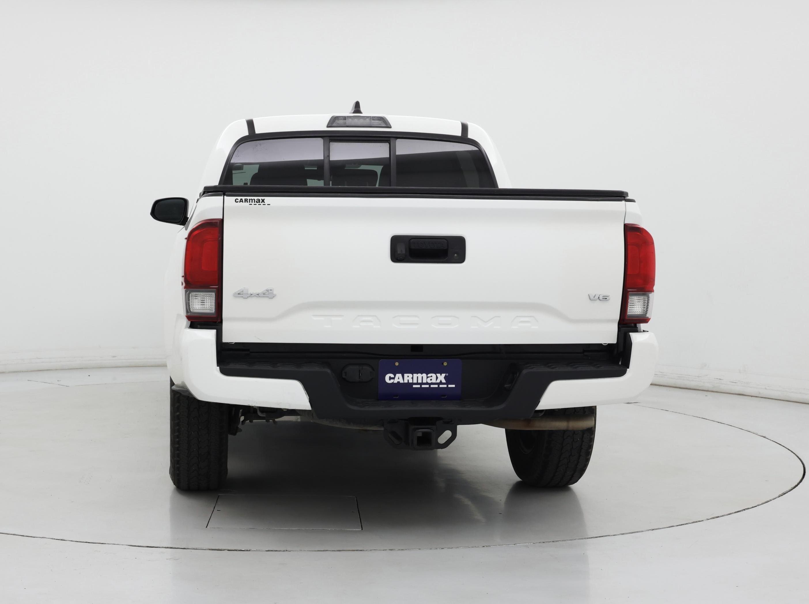 Thumbnail: 2022 Toyota Tacoma - 6