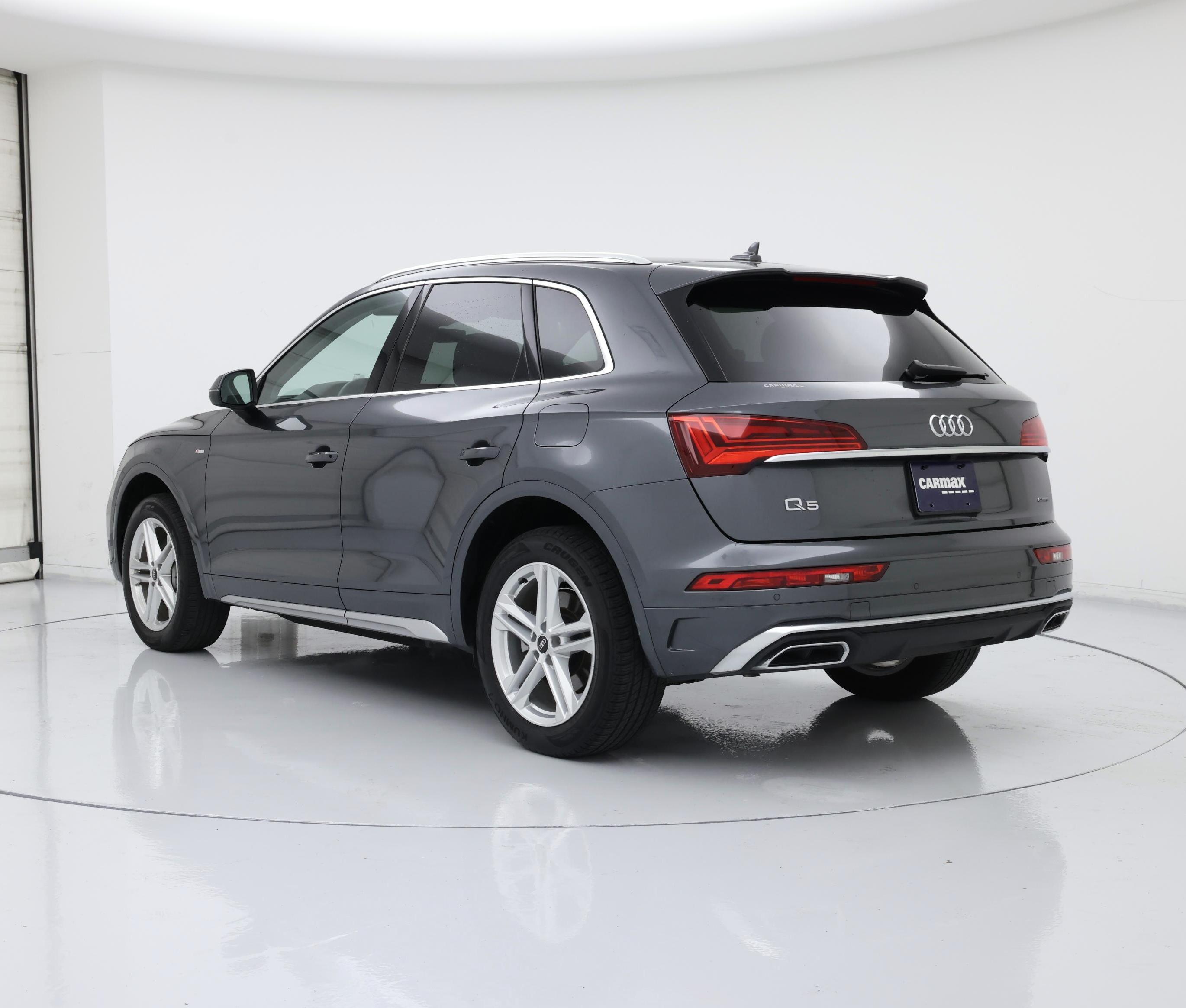 Thumbnail: 2022 Audi Q5 - 2