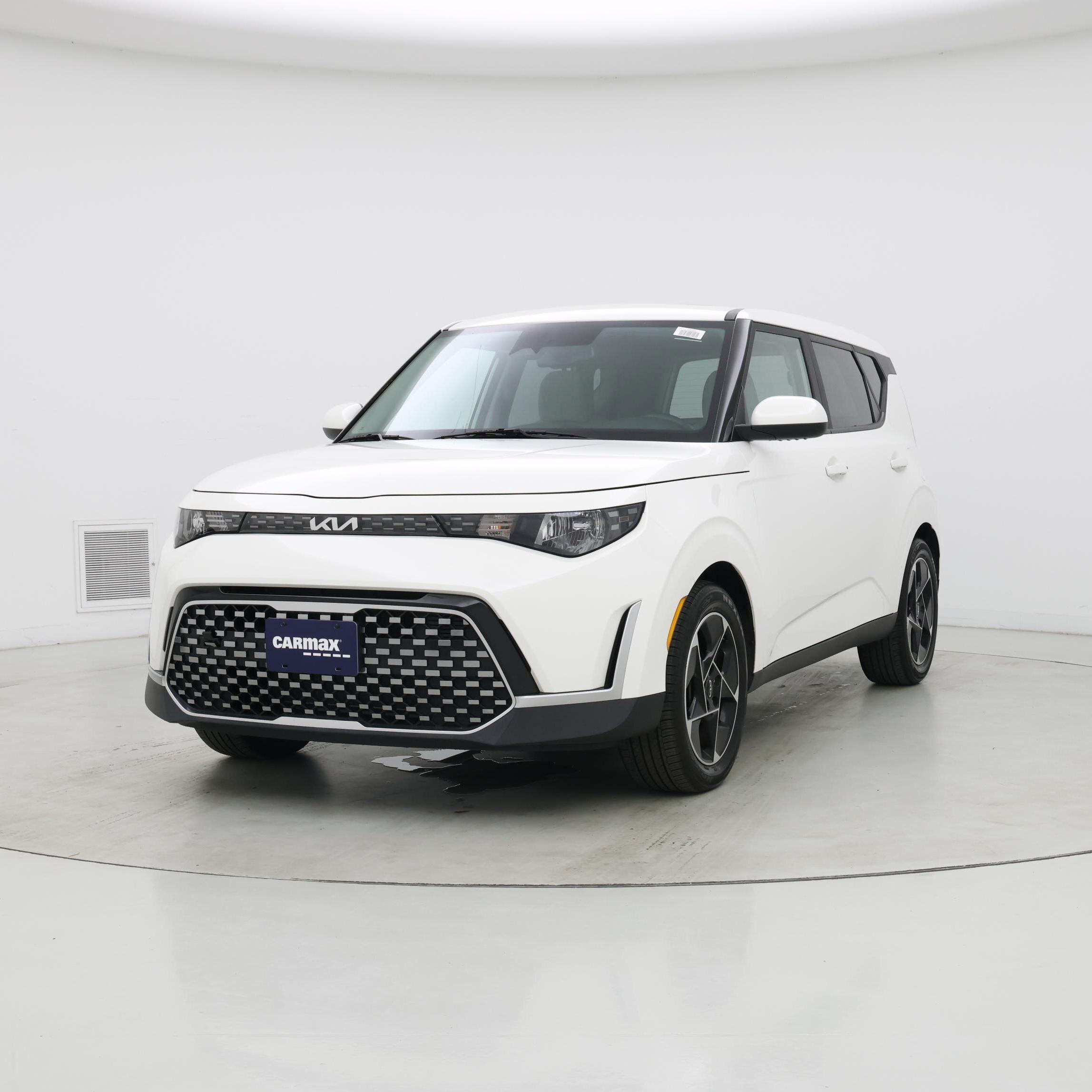 Thumbnail: 2023 Kia Soul - 4
