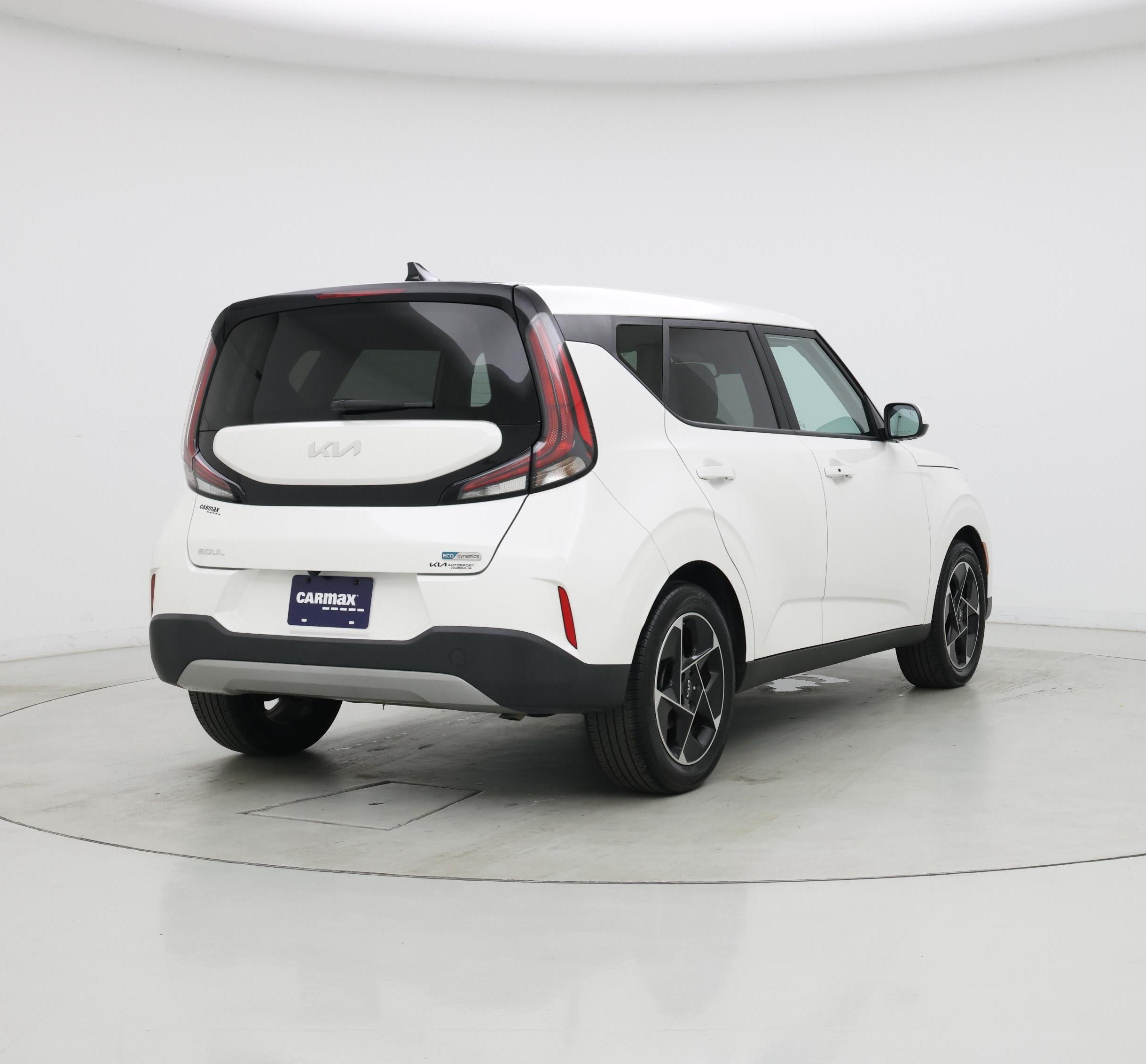 Thumbnail: 2023 Kia Soul - 8