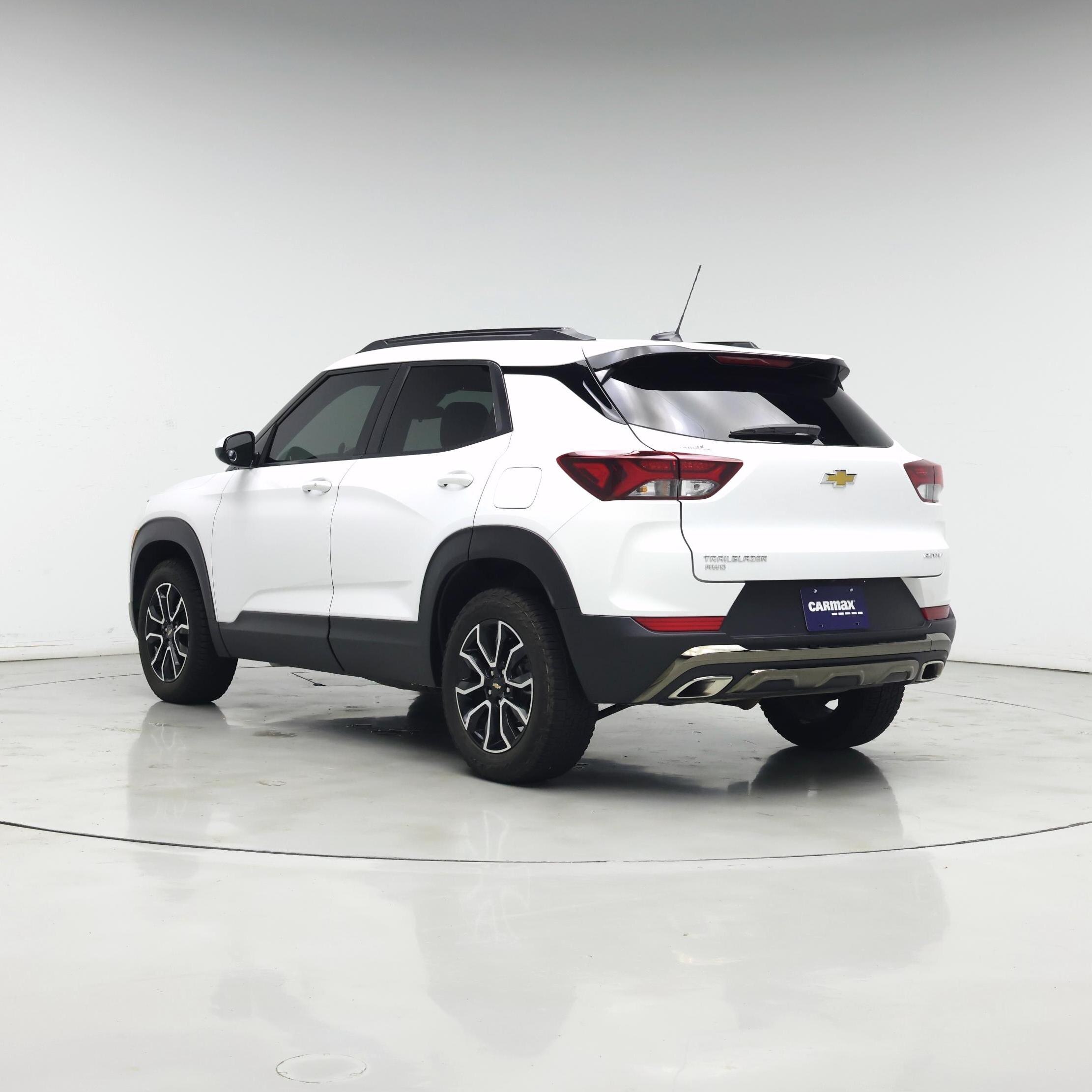 Thumbnail: 2023 Chevrolet TrailBlazer - 2