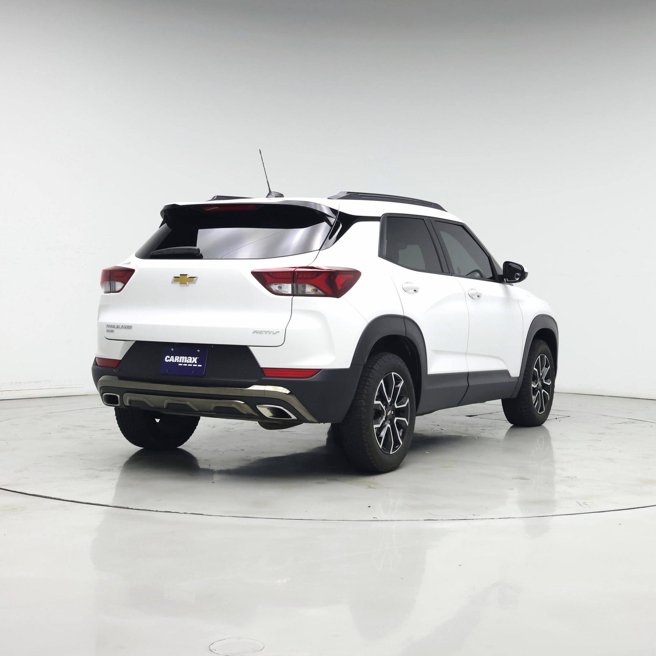 Thumbnail: 2023 Chevrolet TrailBlazer - 8