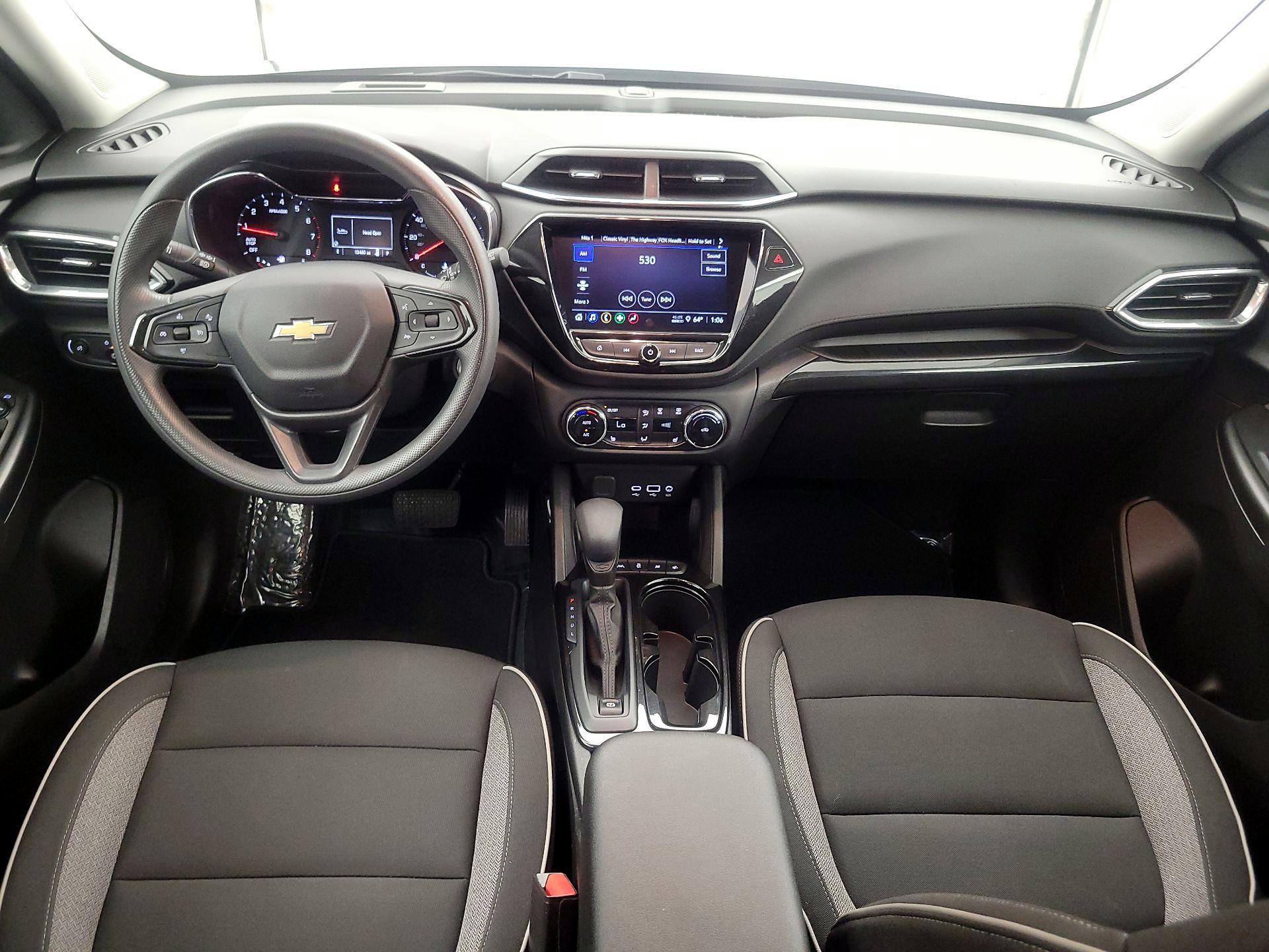 Thumbnail: 2023 Chevrolet TrailBlazer - 9