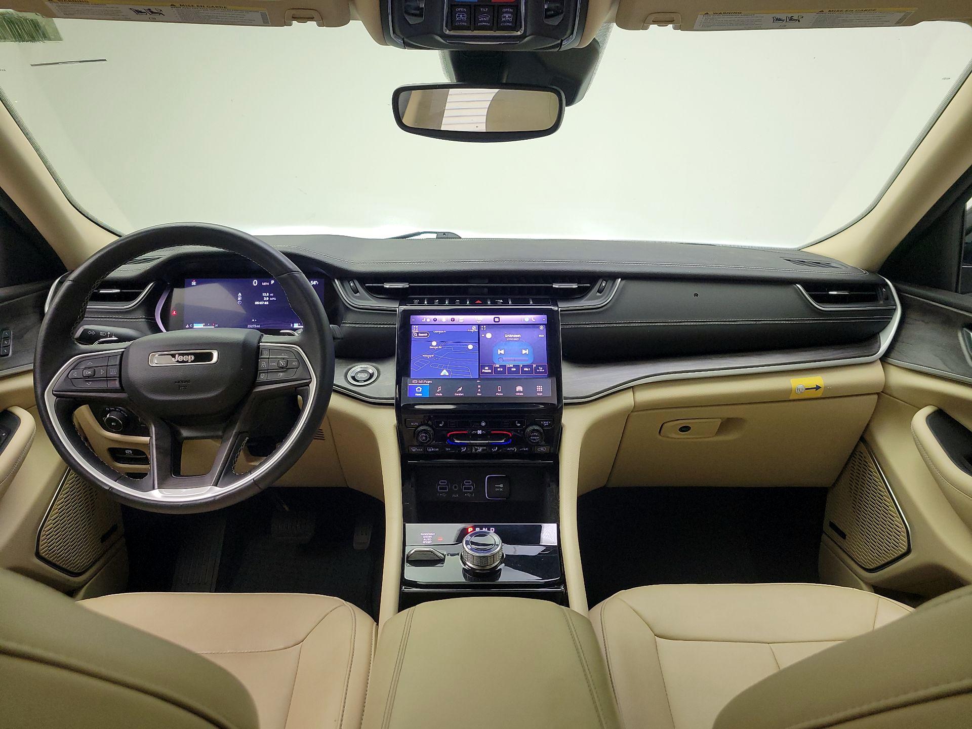 Thumbnail: 2022 Jeep Grand Cherokee - 9
