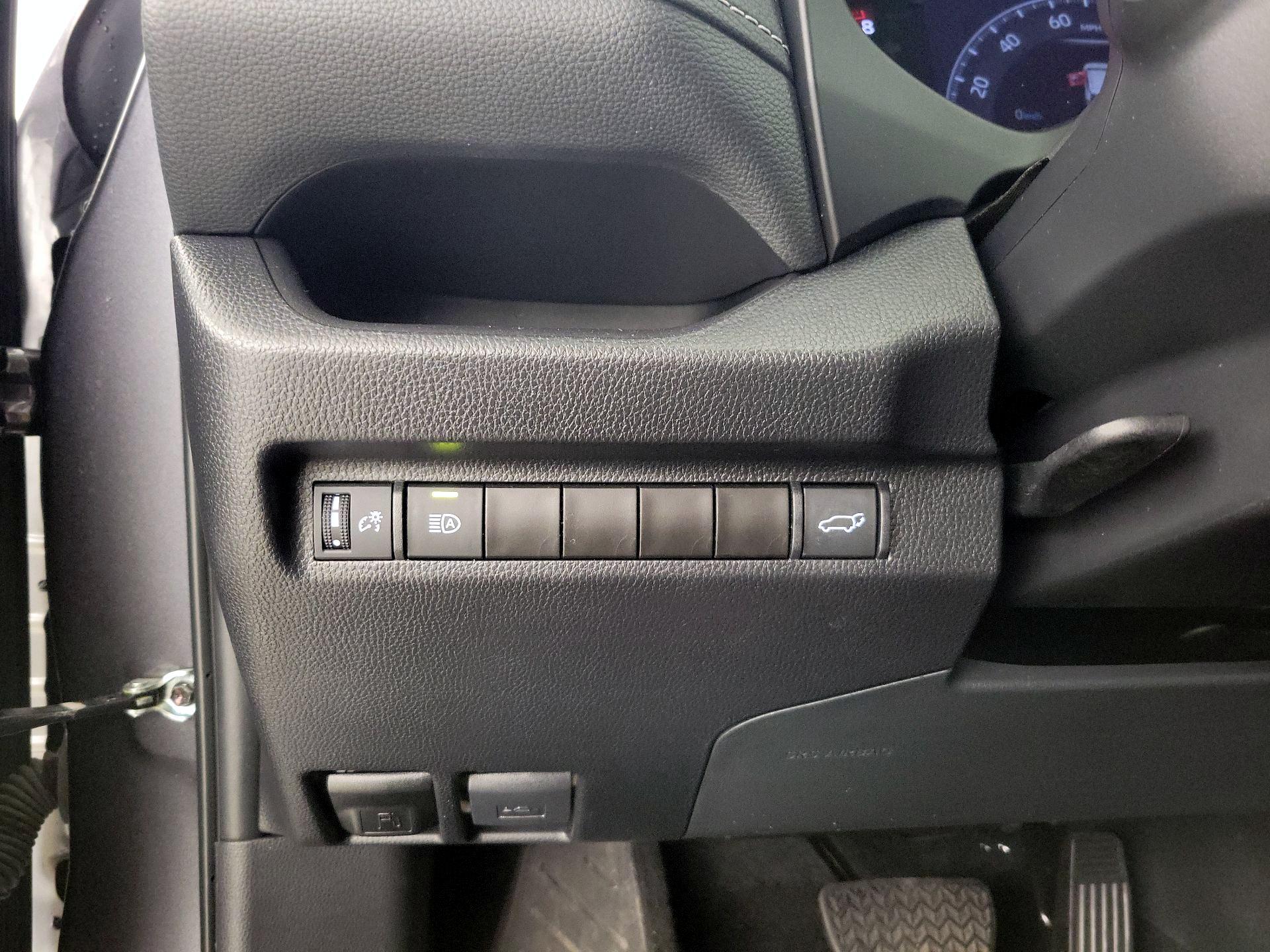 Thumbnail: 2024 Toyota RAV4 - 13