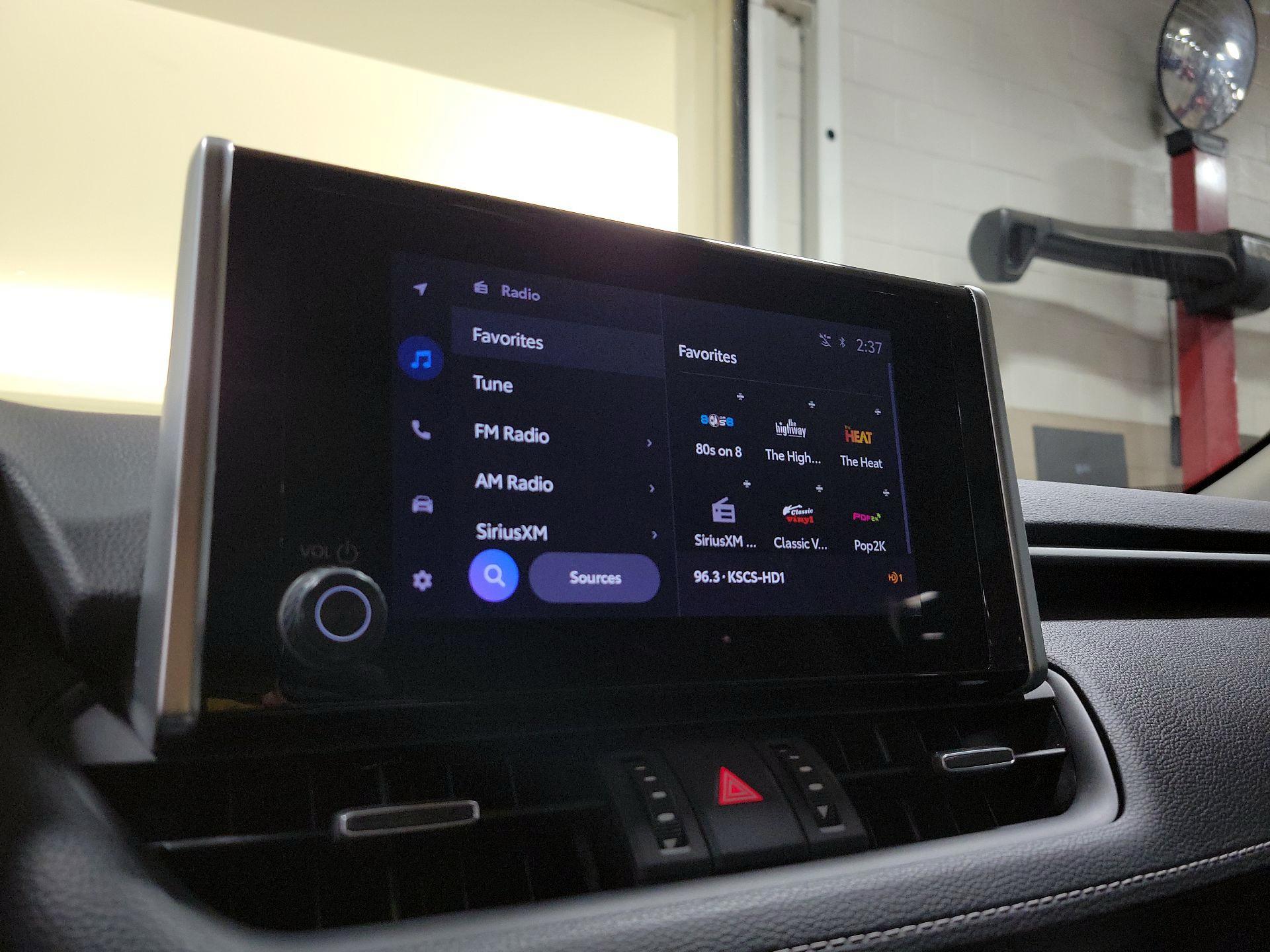 Thumbnail: 2024 Toyota RAV4 - 15