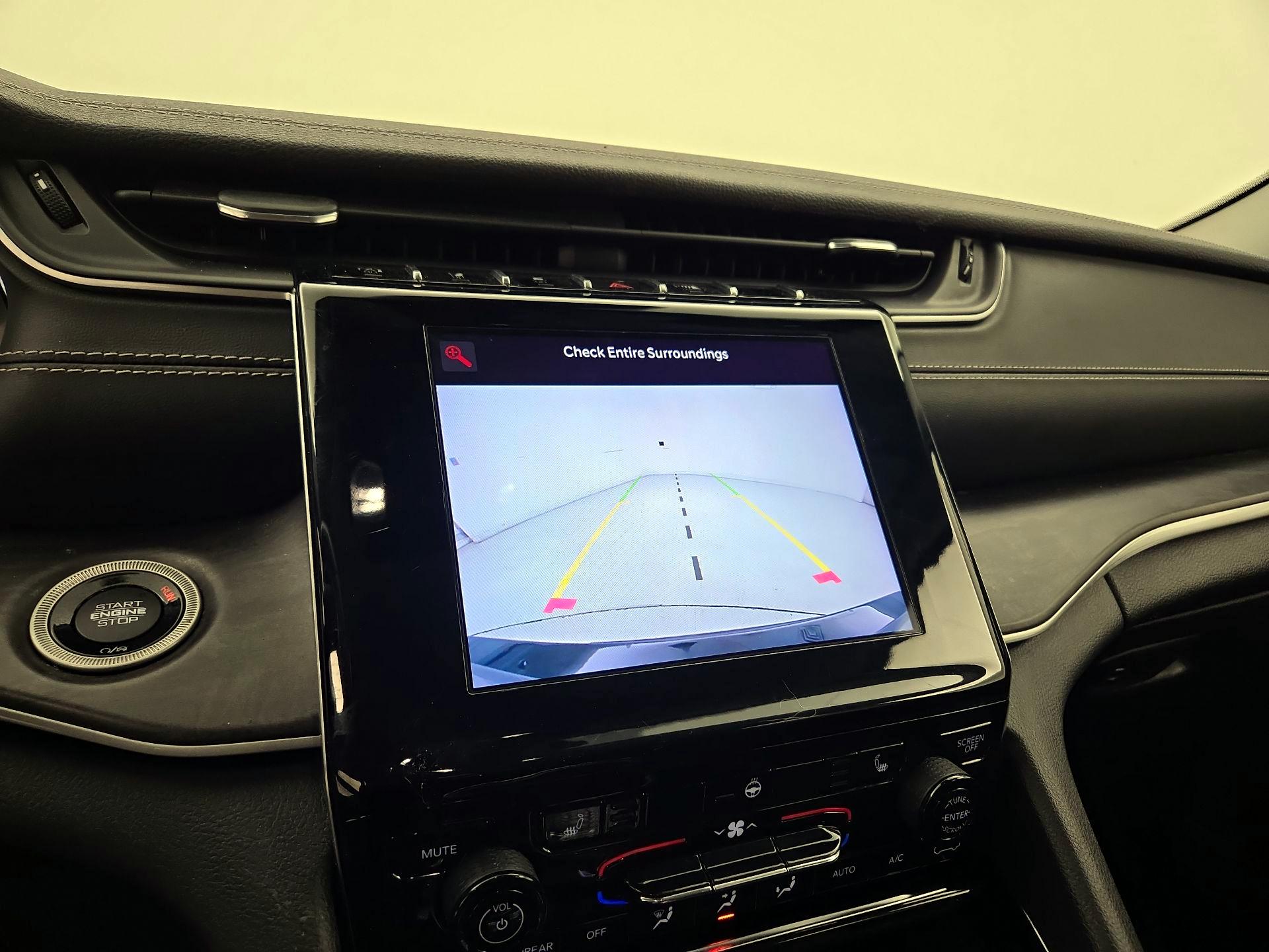 Thumbnail: 2021 Jeep Grand Cherokee L - 14