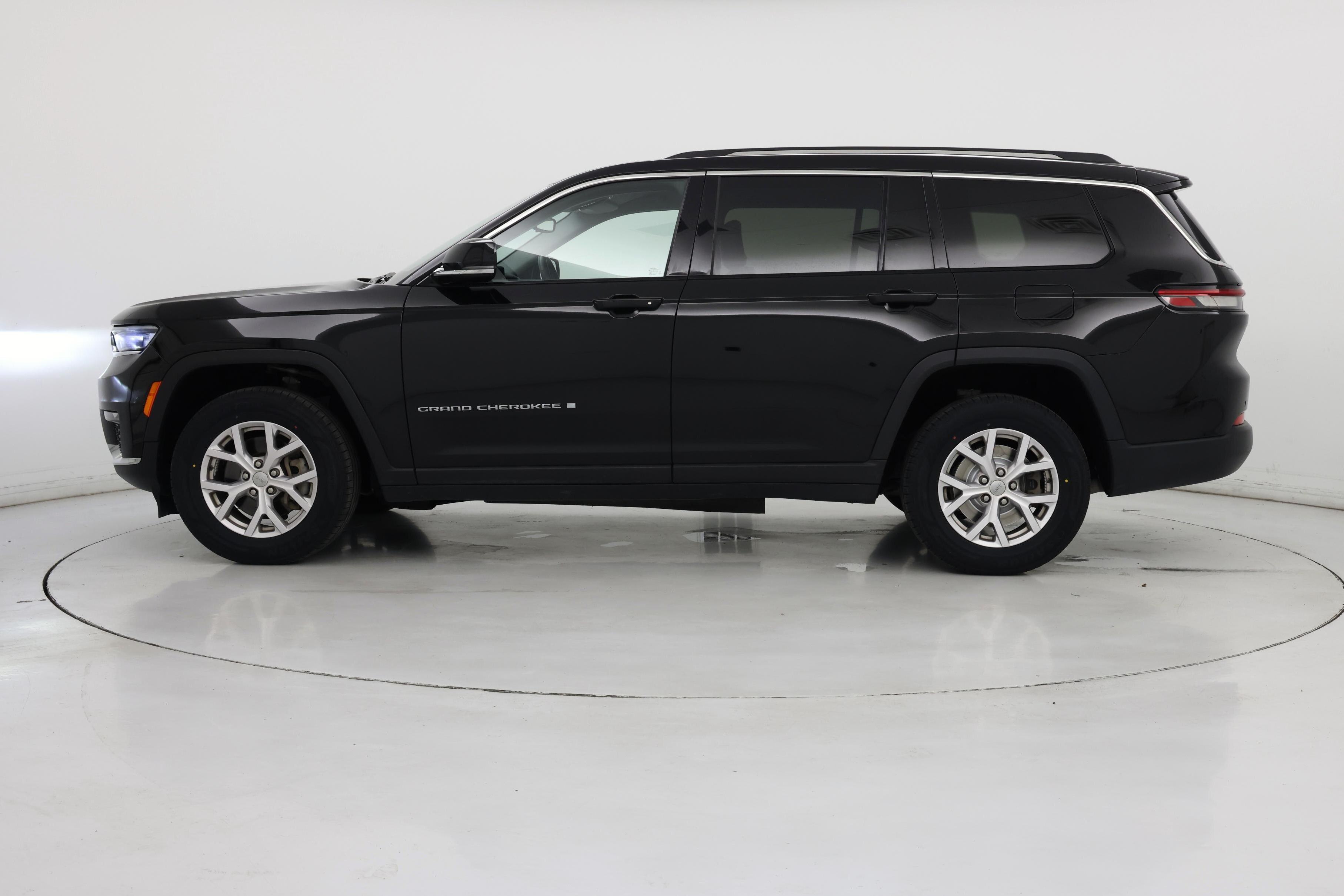 Thumbnail: 2021 Jeep Grand Cherokee L - 3