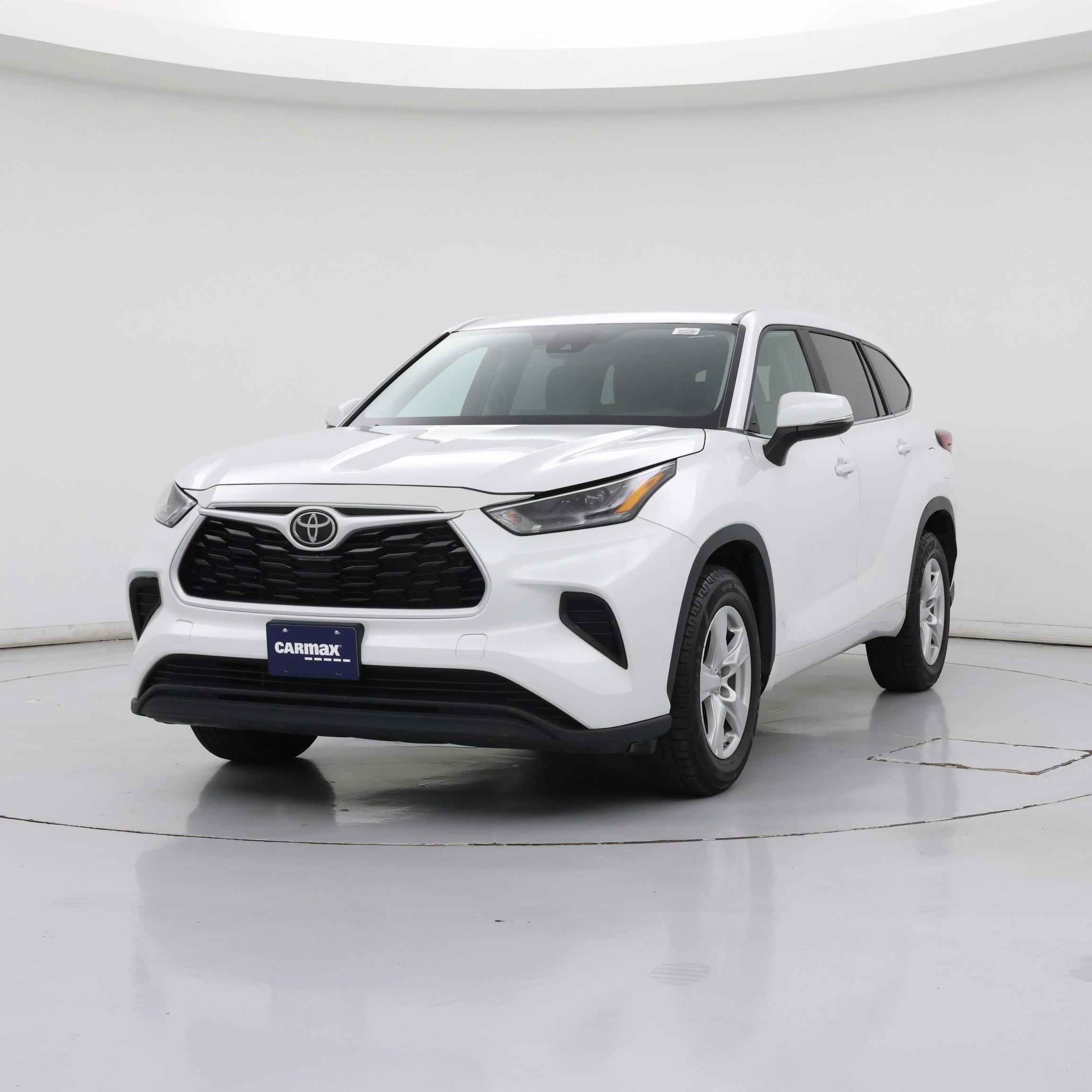 Thumbnail: 2023 Toyota Highlander - 4