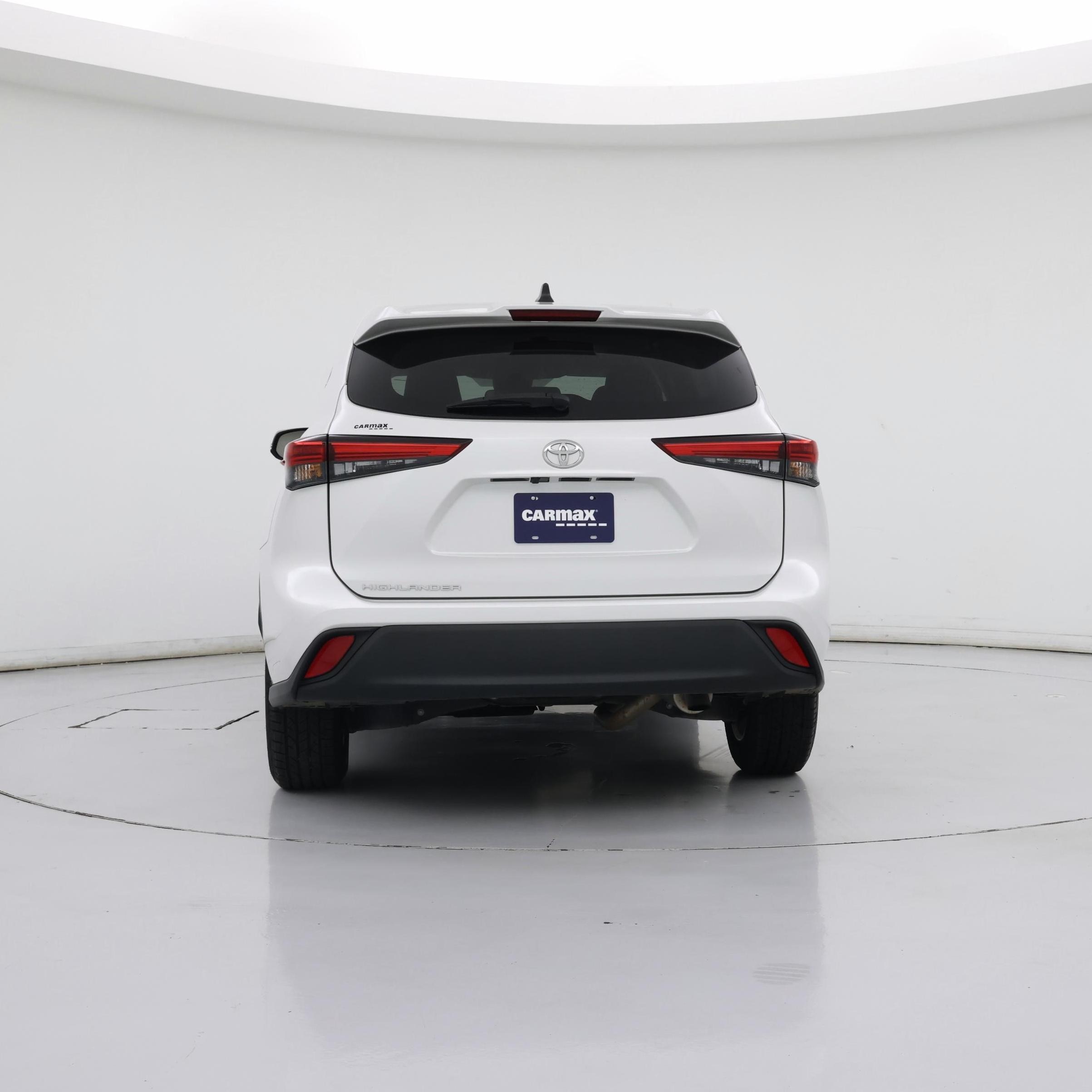 Thumbnail: 2023 Toyota Highlander - 6