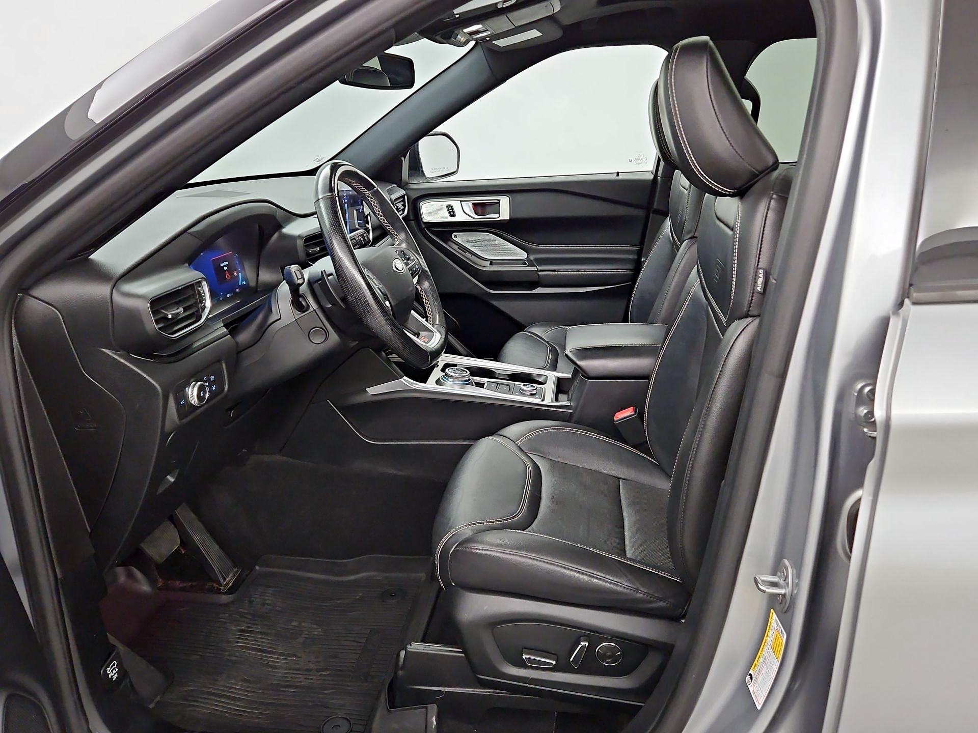 Thumbnail: 2020 Ford Explorer - 11