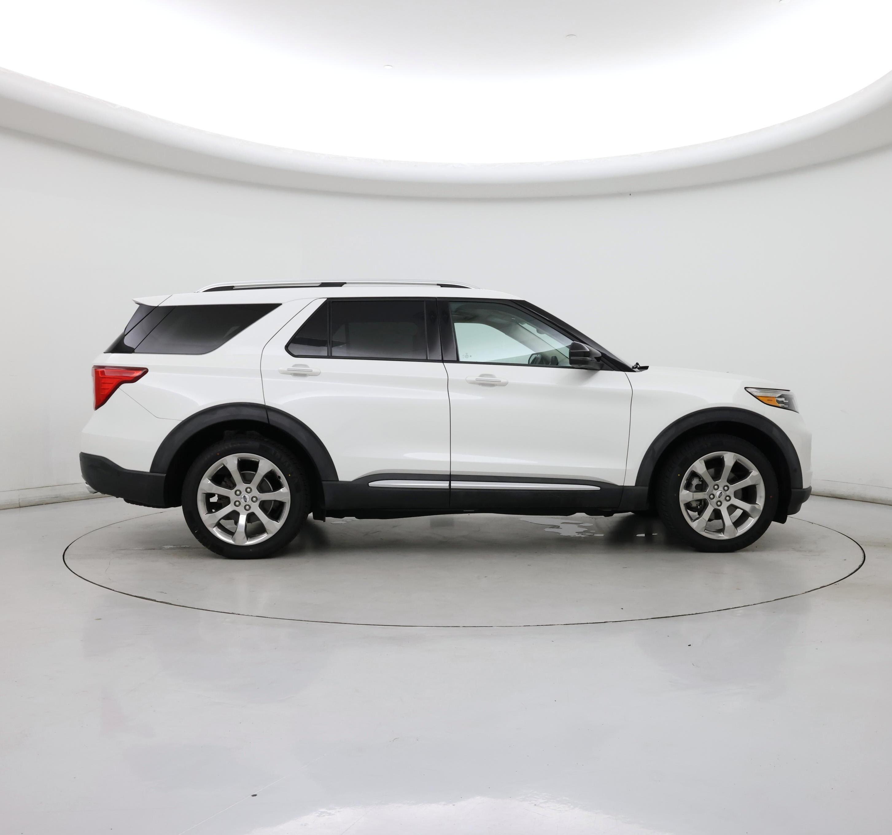 Thumbnail: 2020 Ford Explorer - 7