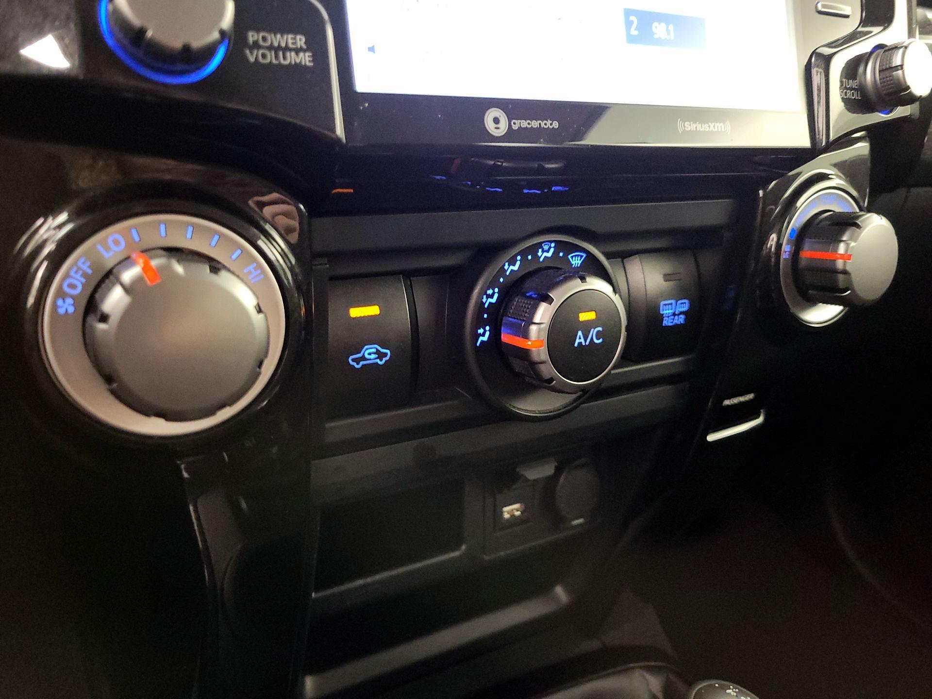 Thumbnail: 2024 Toyota 4Runner - 16