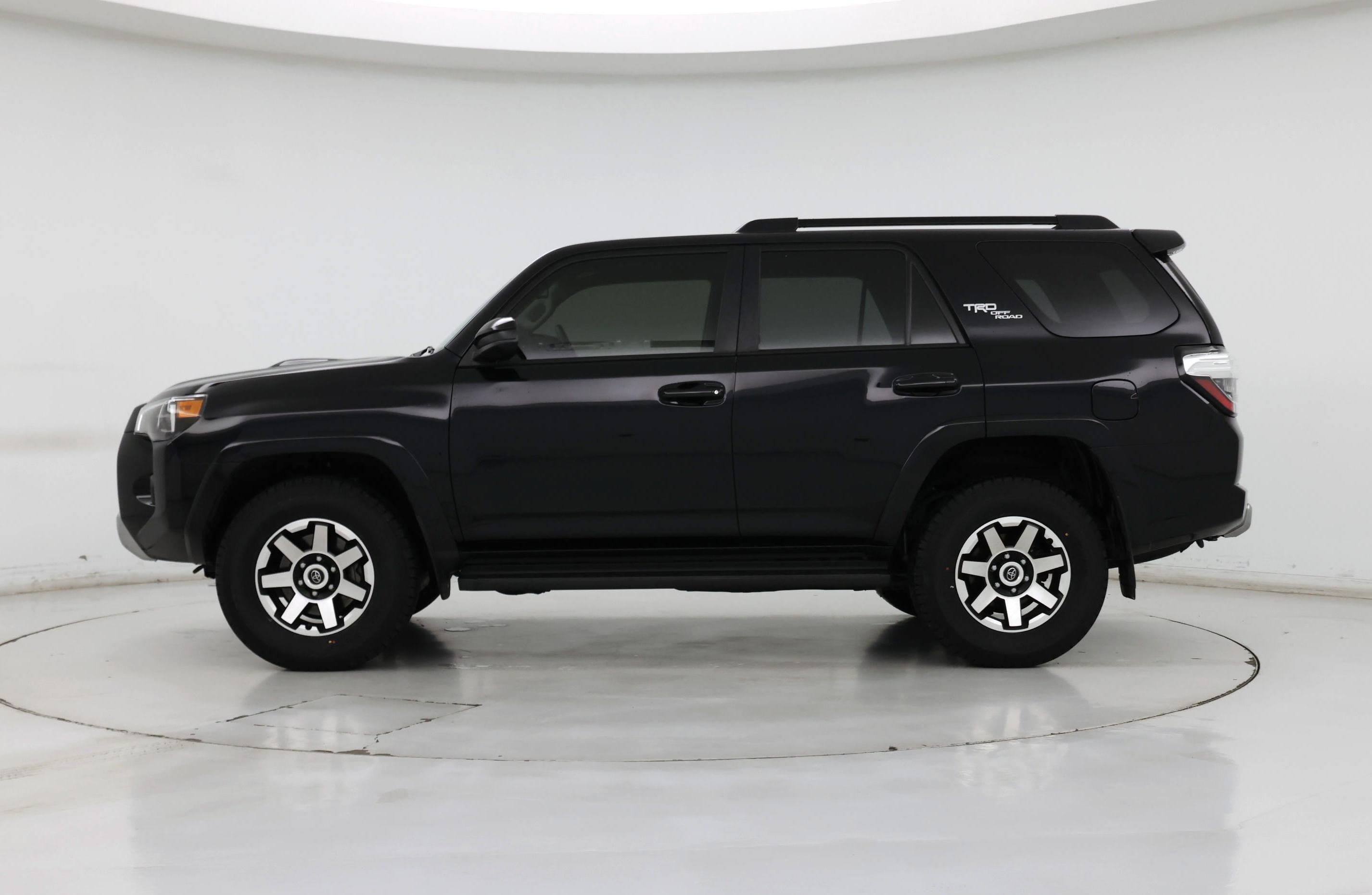 Thumbnail: 2024 Toyota 4Runner - 3