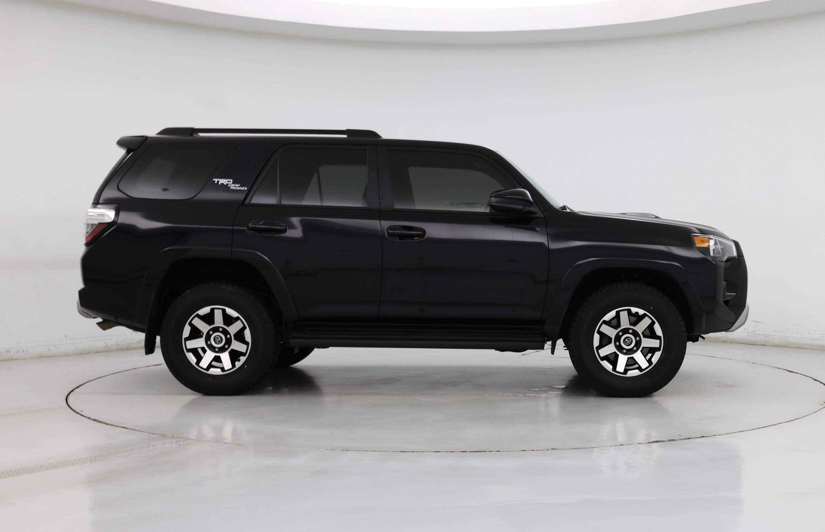 Thumbnail: 2024 Toyota 4Runner - 7