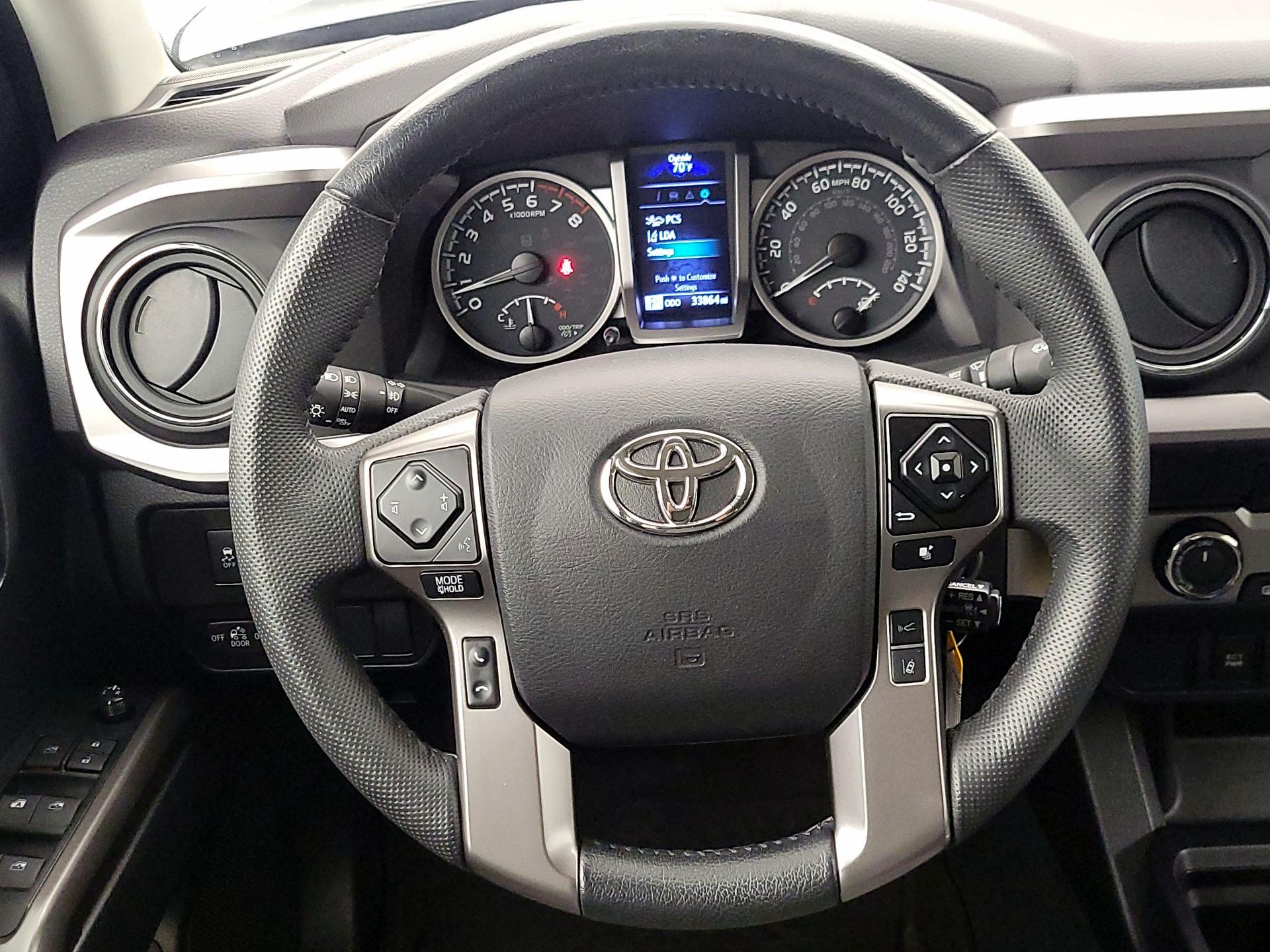 Thumbnail: 2022 Toyota Tacoma - 10
