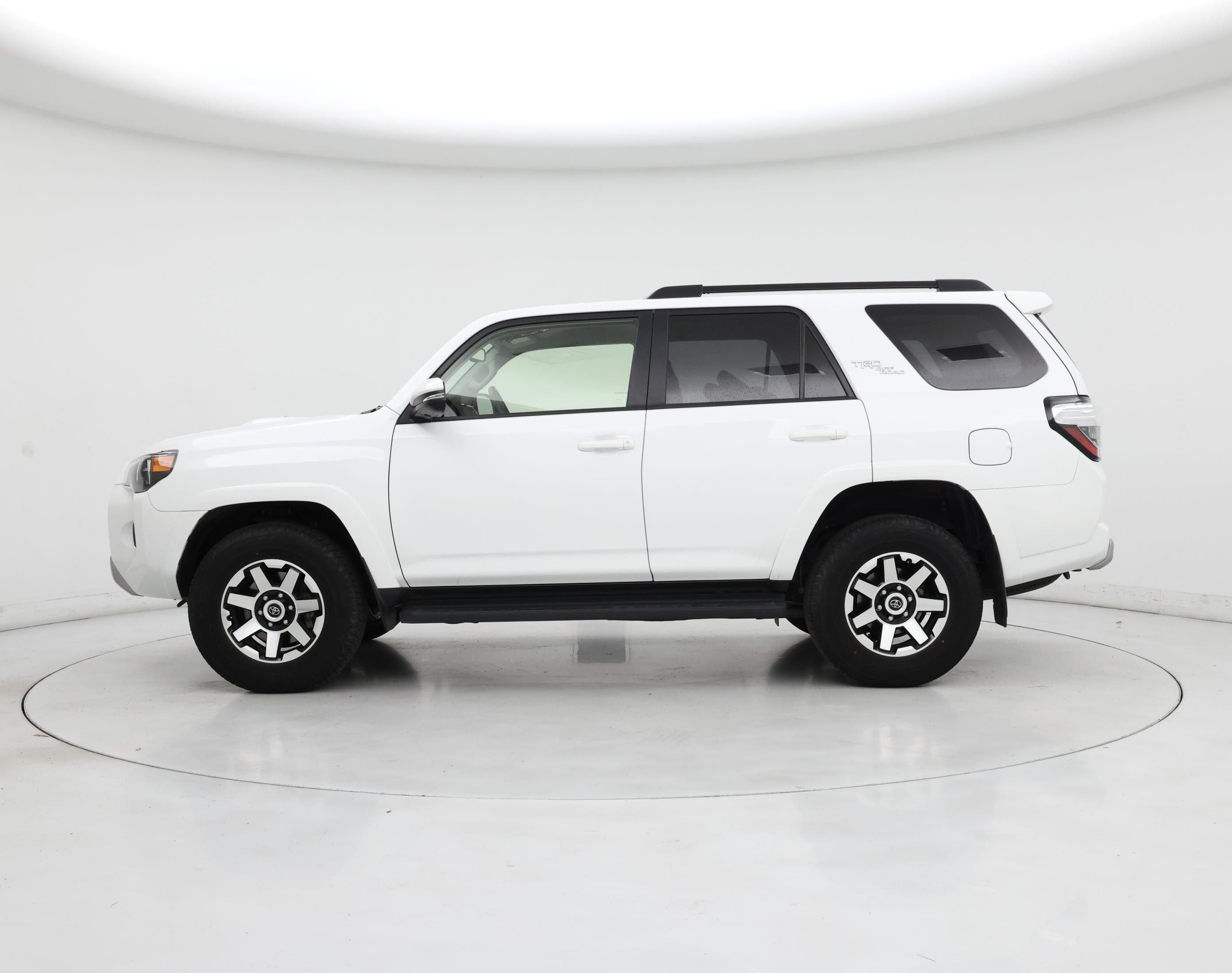 Thumbnail: 2024 Toyota 4Runner - 3
