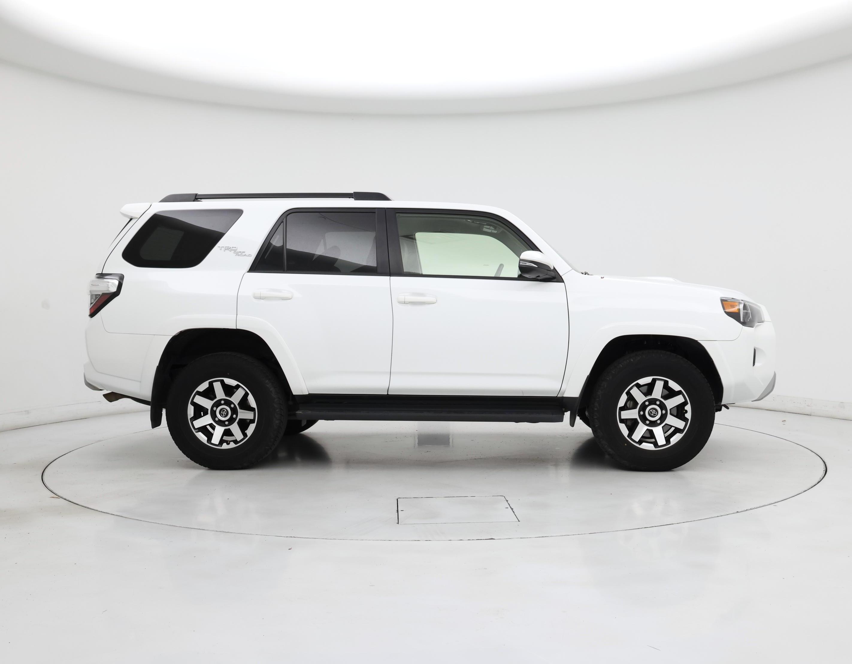 Thumbnail: 2024 Toyota 4Runner - 7
