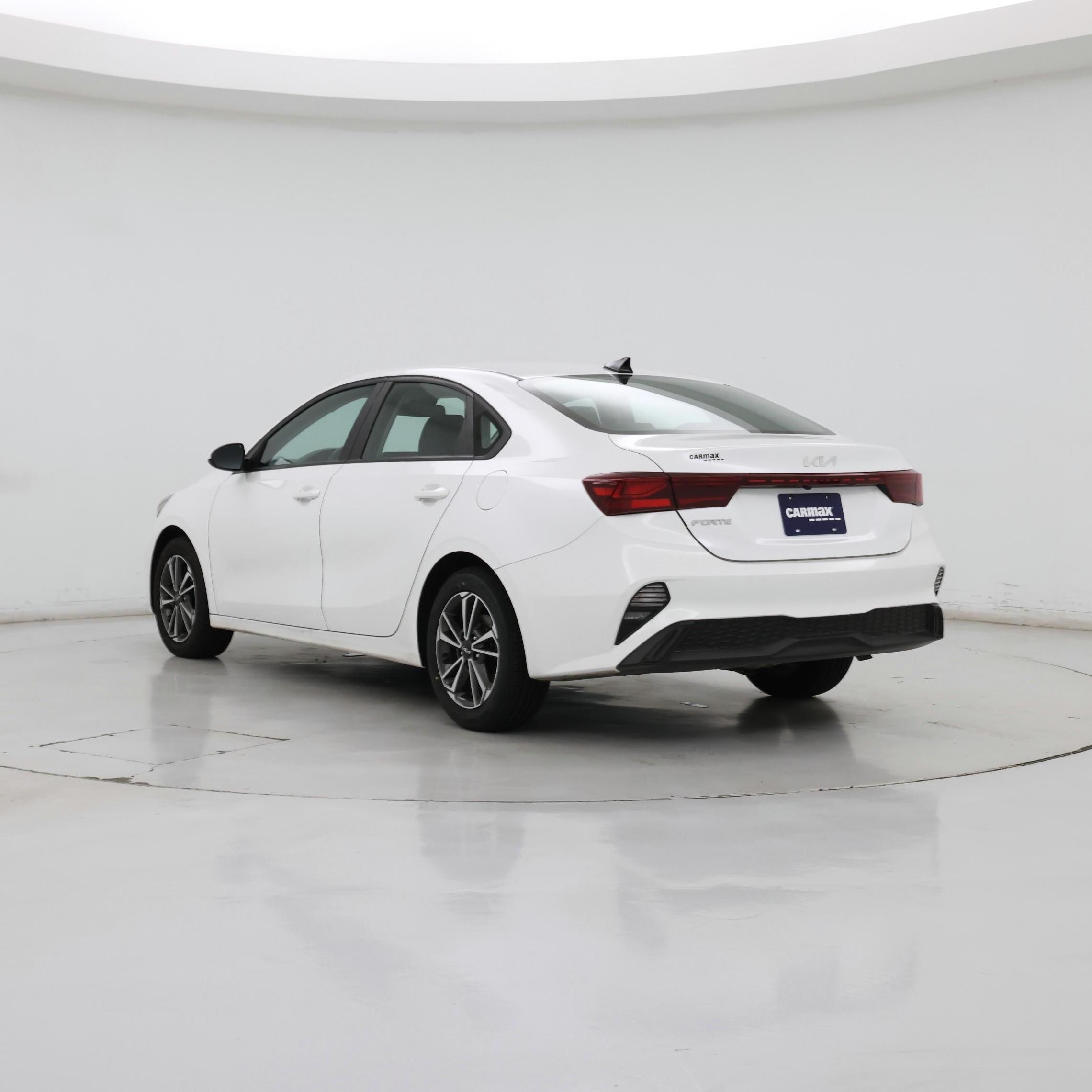 Thumbnail: 2023 Kia Forte - 2