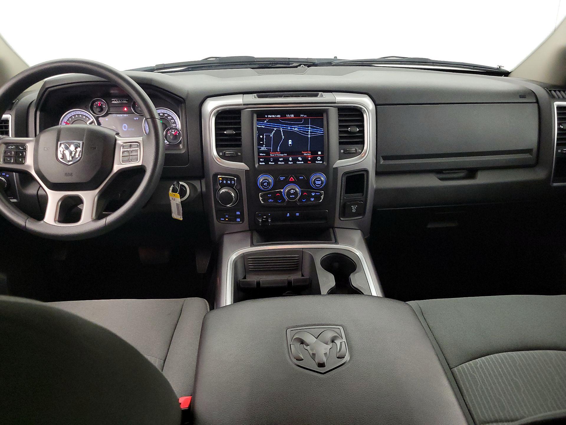 Thumbnail: 2023 RAM 1500 Classic - 9