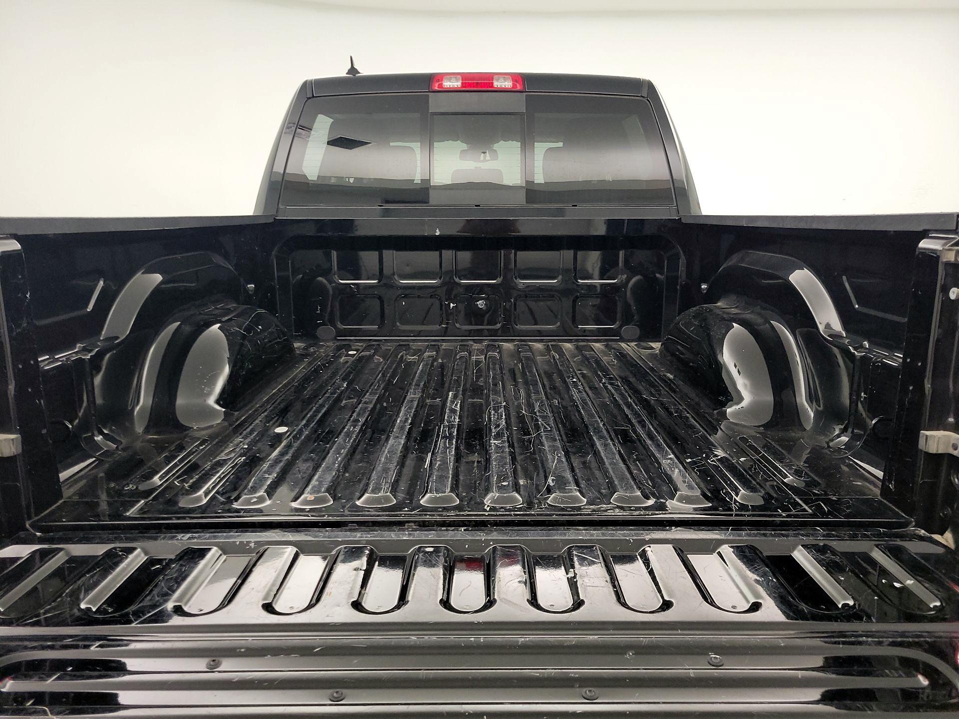 Thumbnail: 2023 RAM 1500 Classic - 20