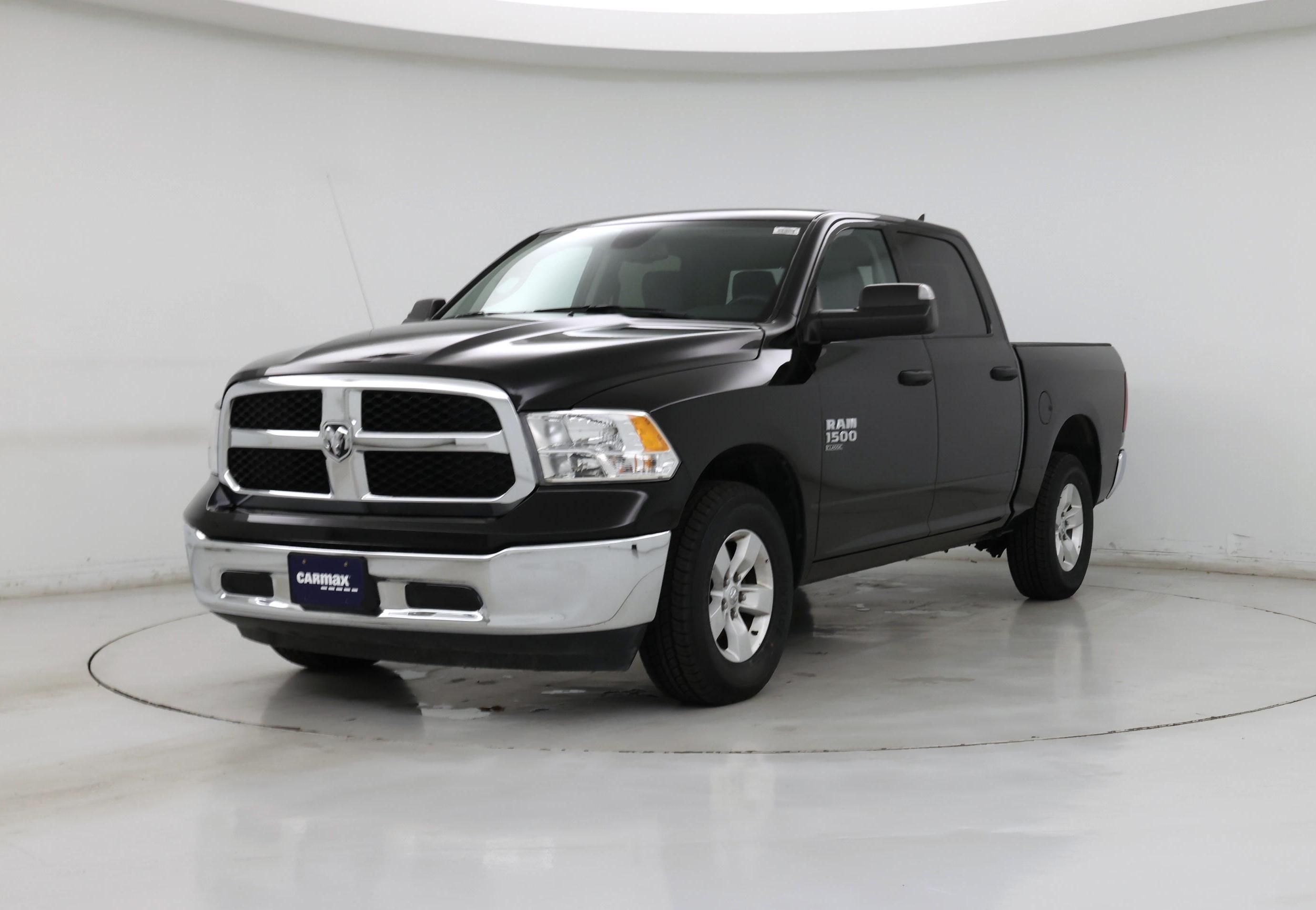 Thumbnail: 2023 RAM 1500 Classic - 4