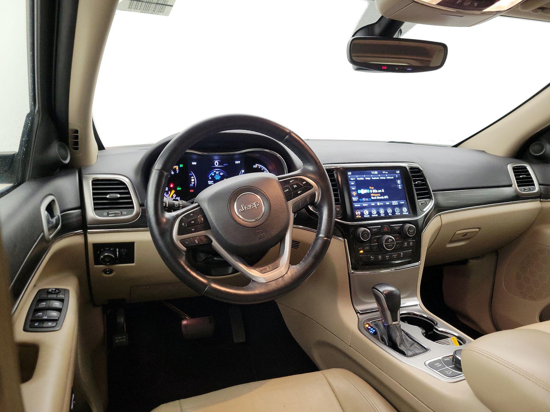 Thumbnail: 2021 Jeep Grand Cherokee - 9