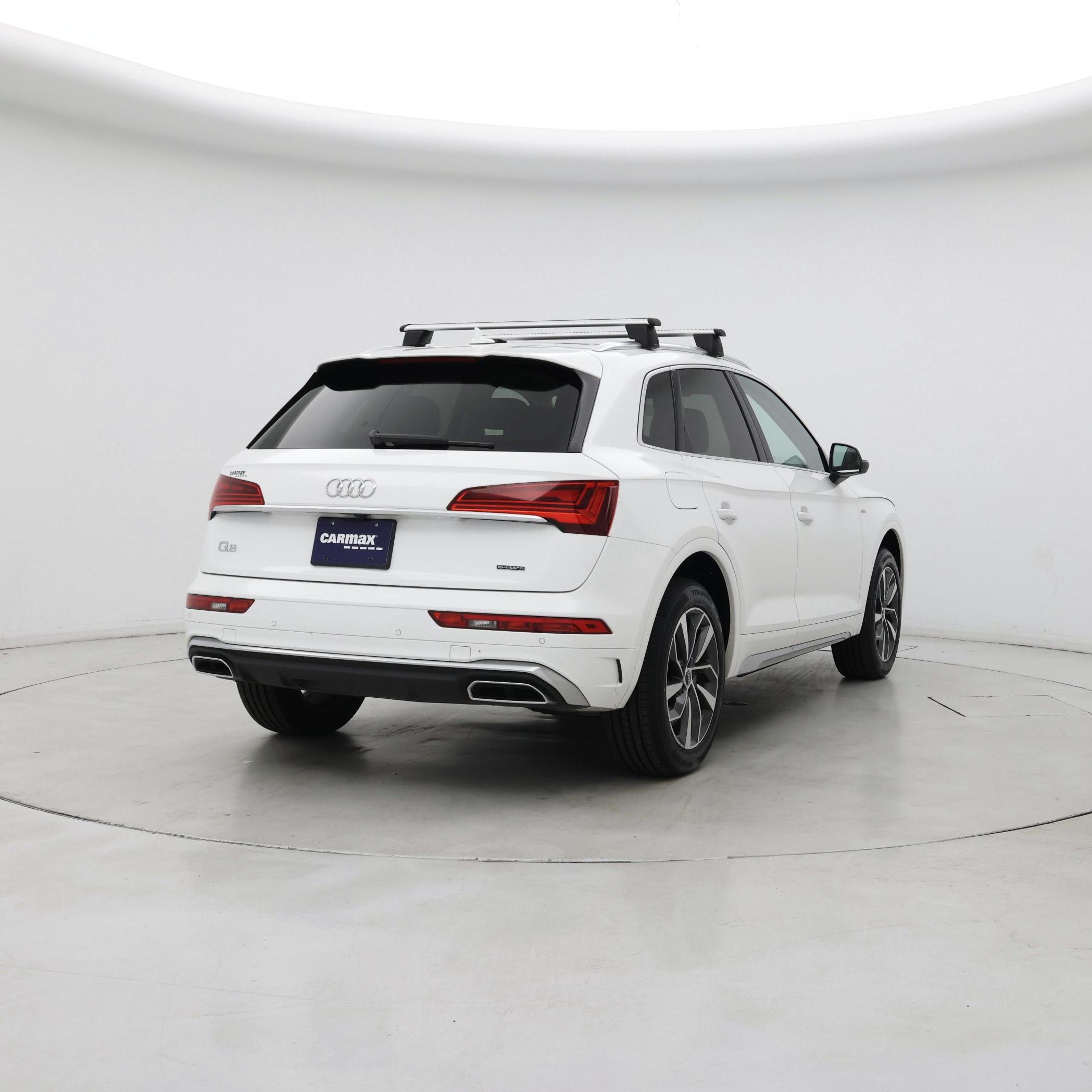 Thumbnail: 2023 Audi Q5 - 8