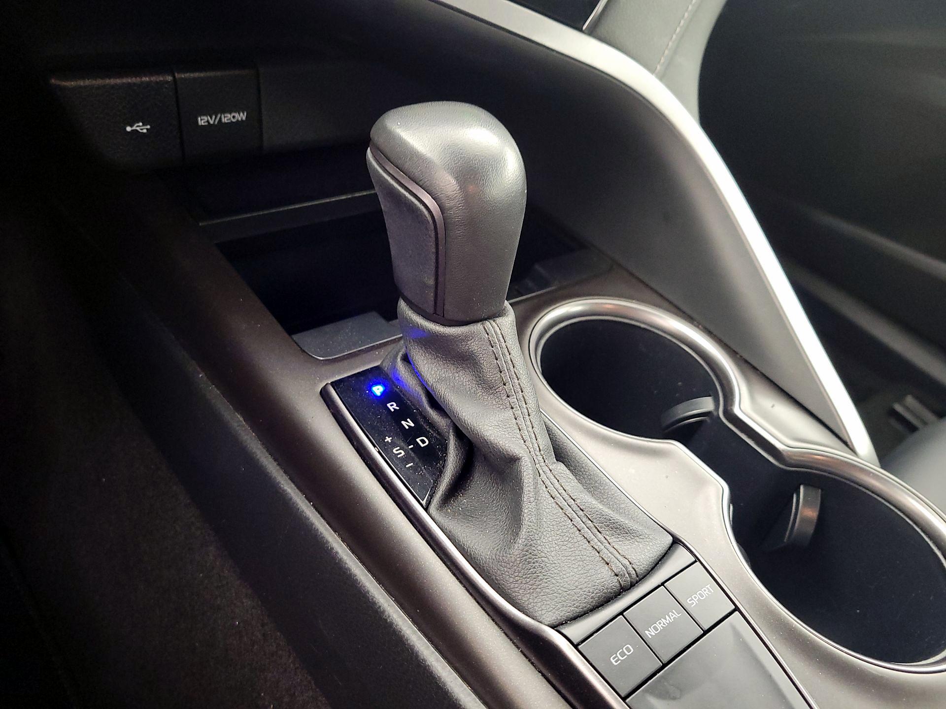 Thumbnail: 2024 Toyota Camry - 17