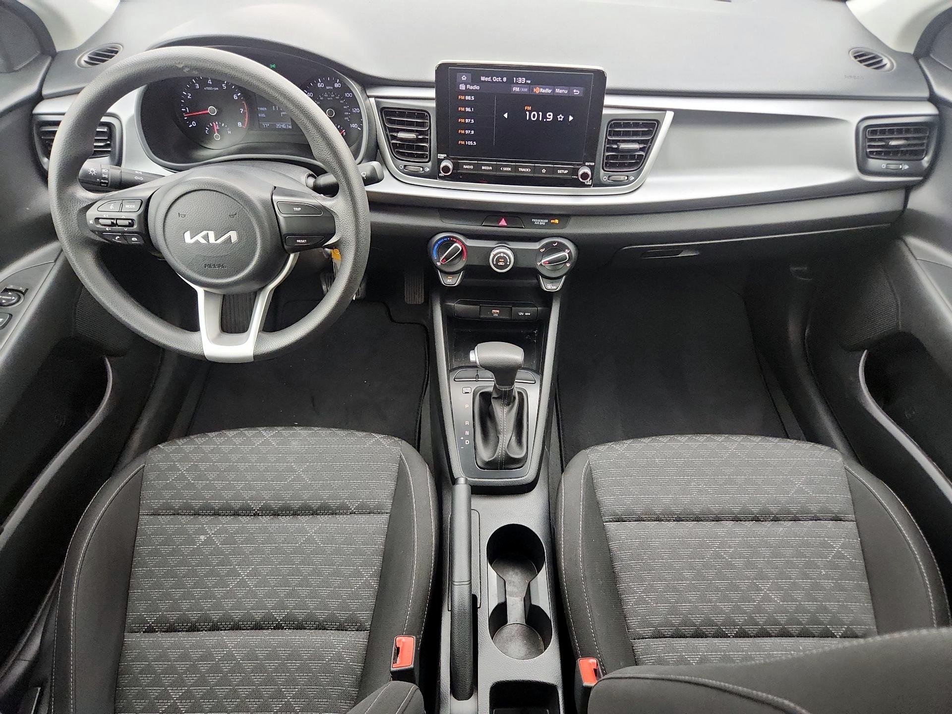 Thumbnail: 2023 Kia Rio - 9