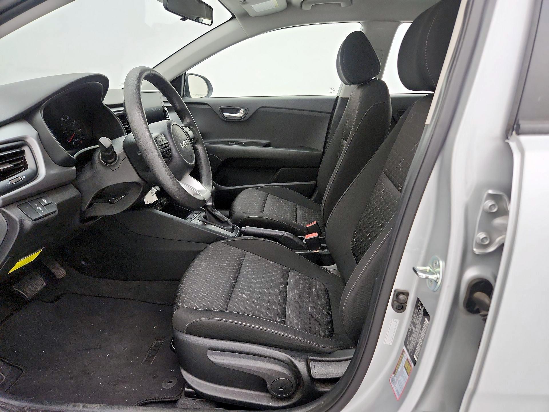 Thumbnail: 2023 Kia Rio - 11