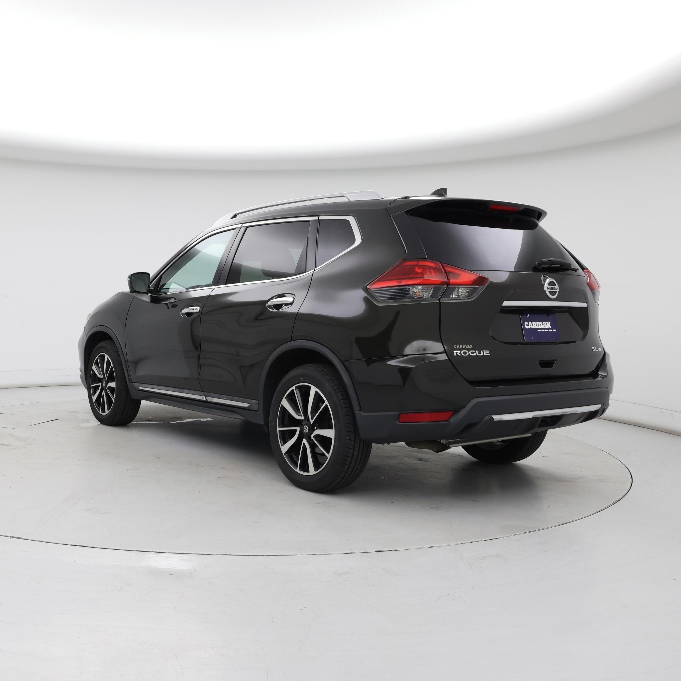 Thumbnail: 2017 Nissan Rogue - 2