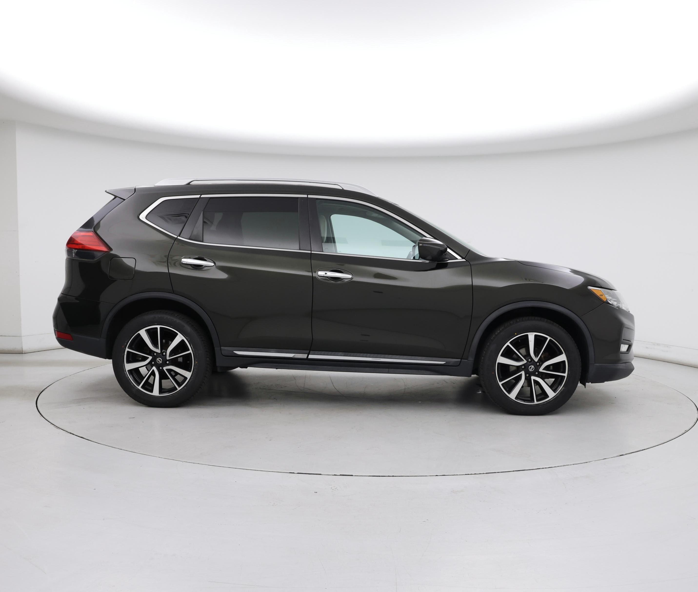 Thumbnail: 2017 Nissan Rogue - 7