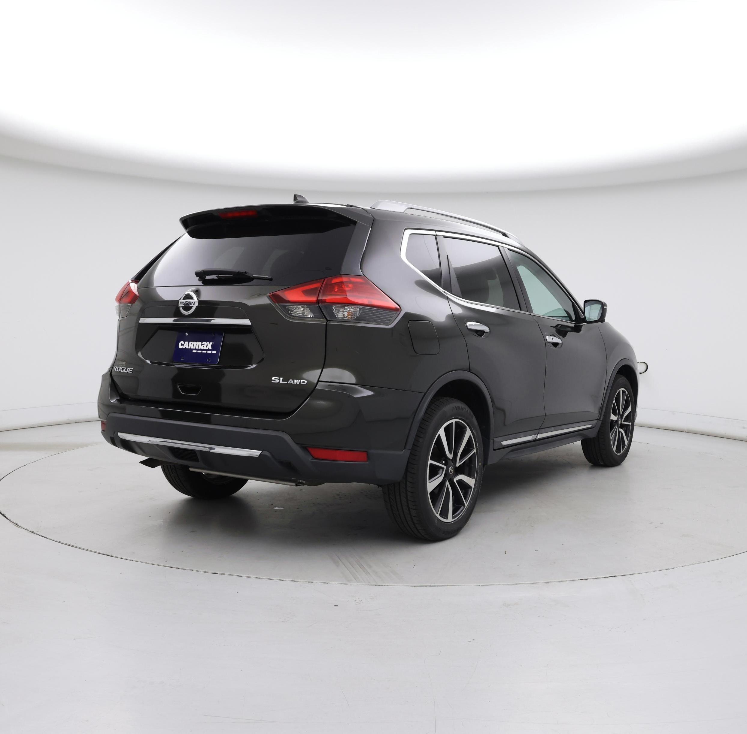 Thumbnail: 2017 Nissan Rogue - 8