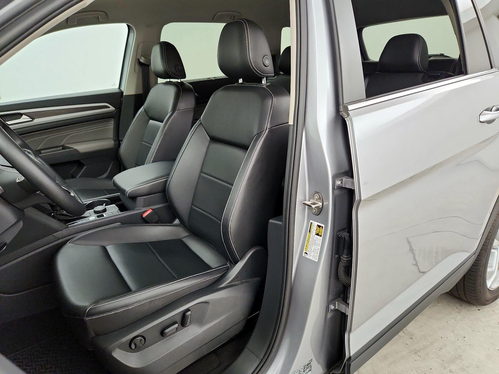Thumbnail: 2022 Volkswagen Atlas - 11