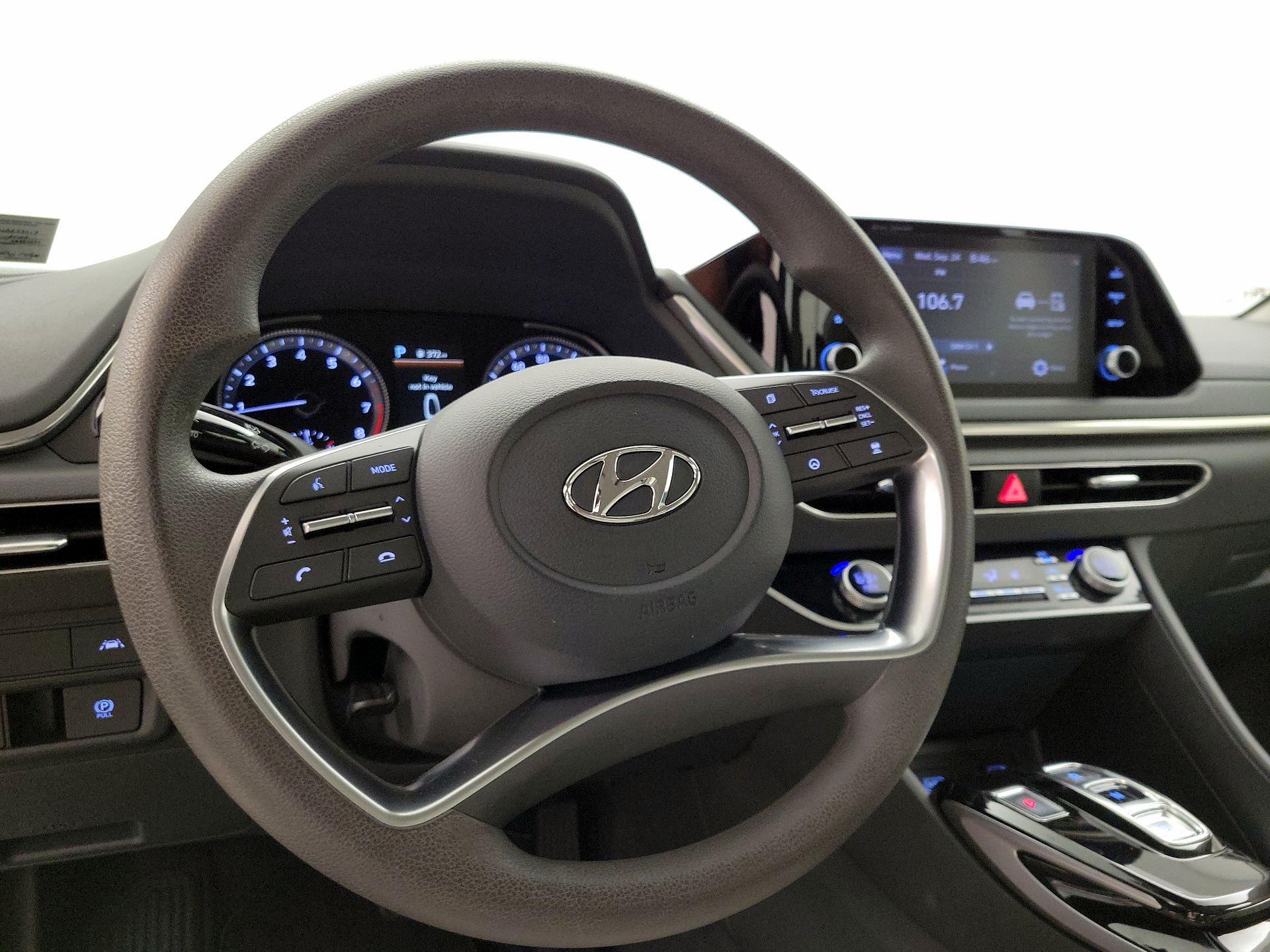 Thumbnail: 2022 Hyundai Sonata - 10