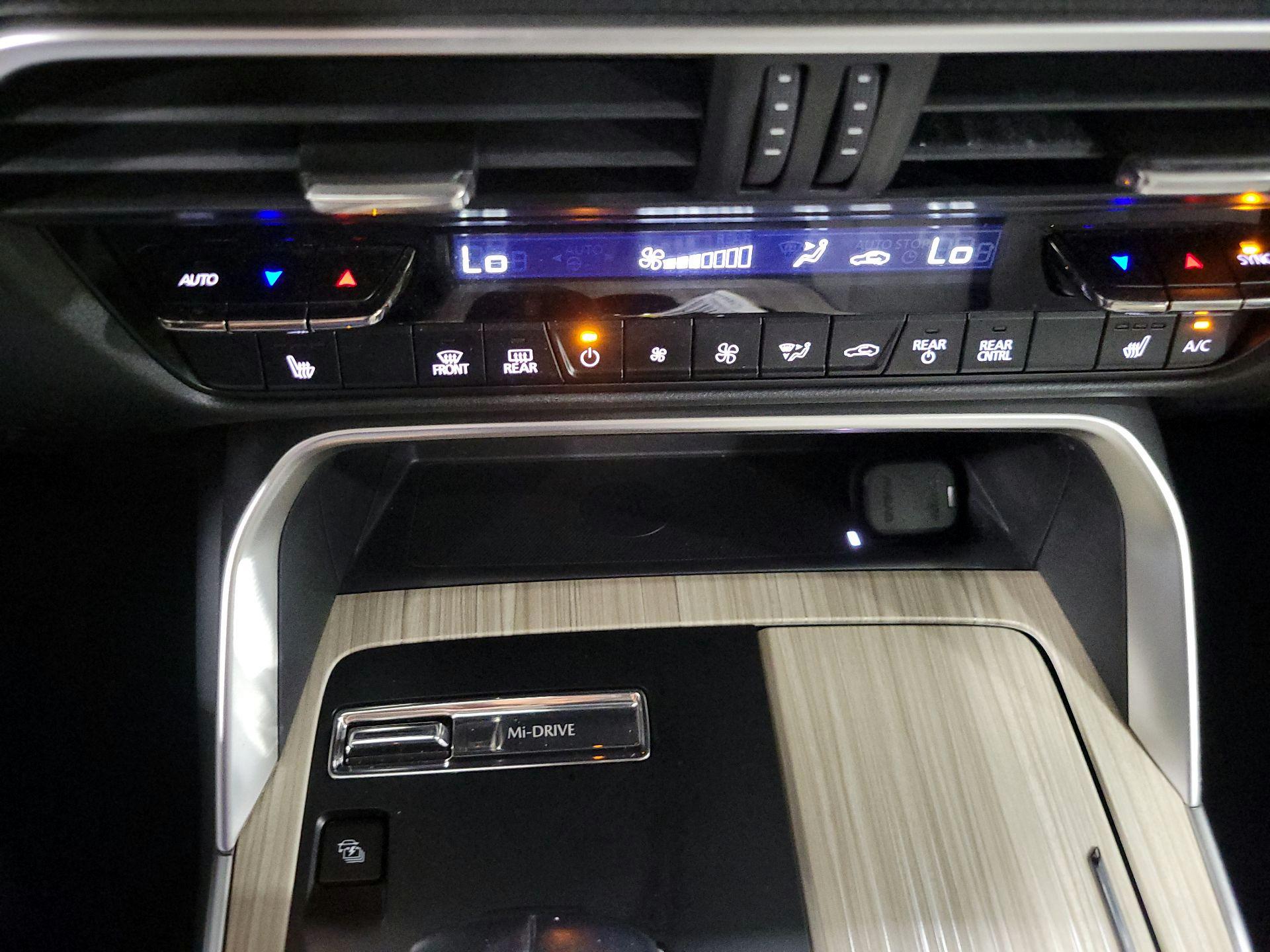 Thumbnail: 2024 Mazda CX-90 - 16
