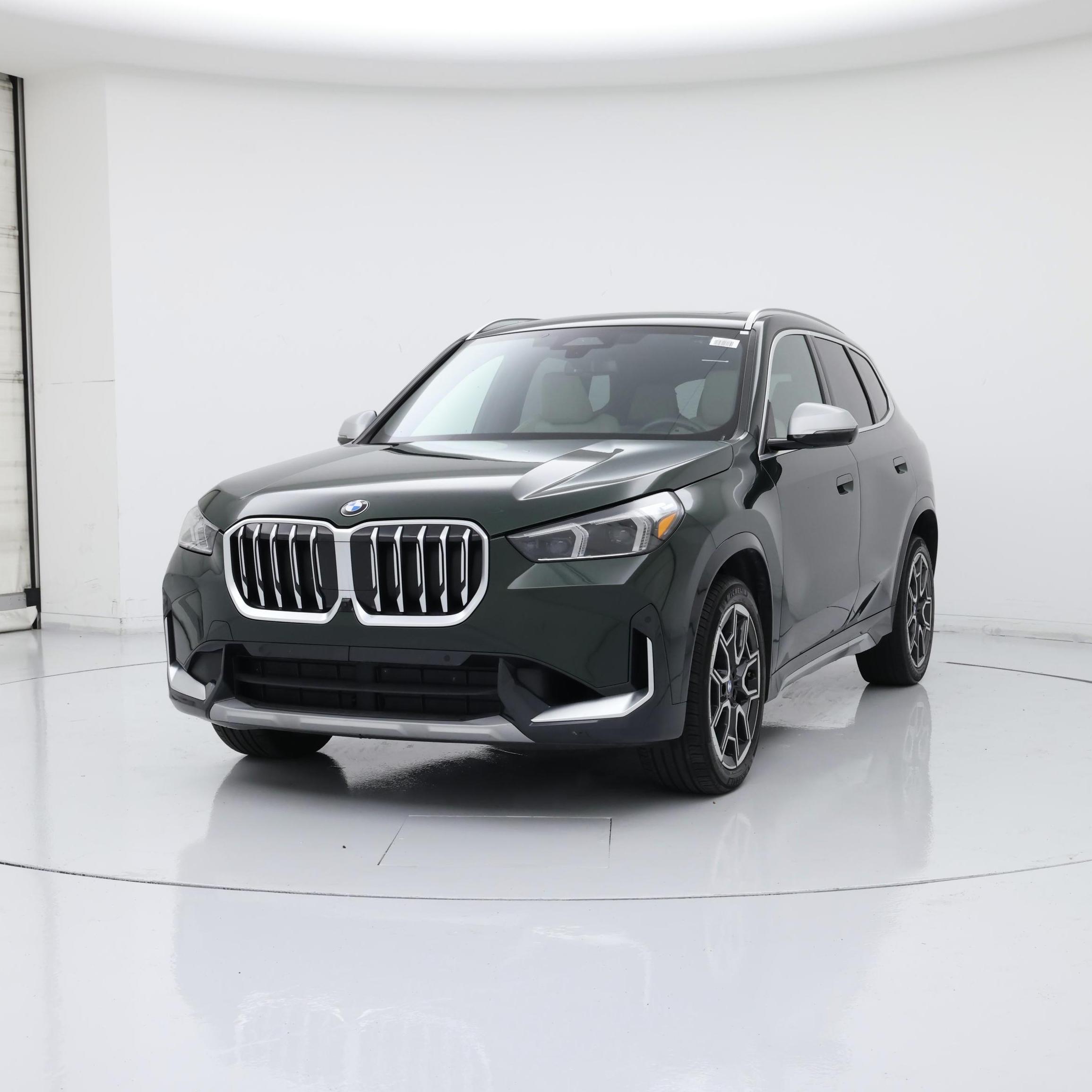 Thumbnail: 2023 BMW X1 - 4