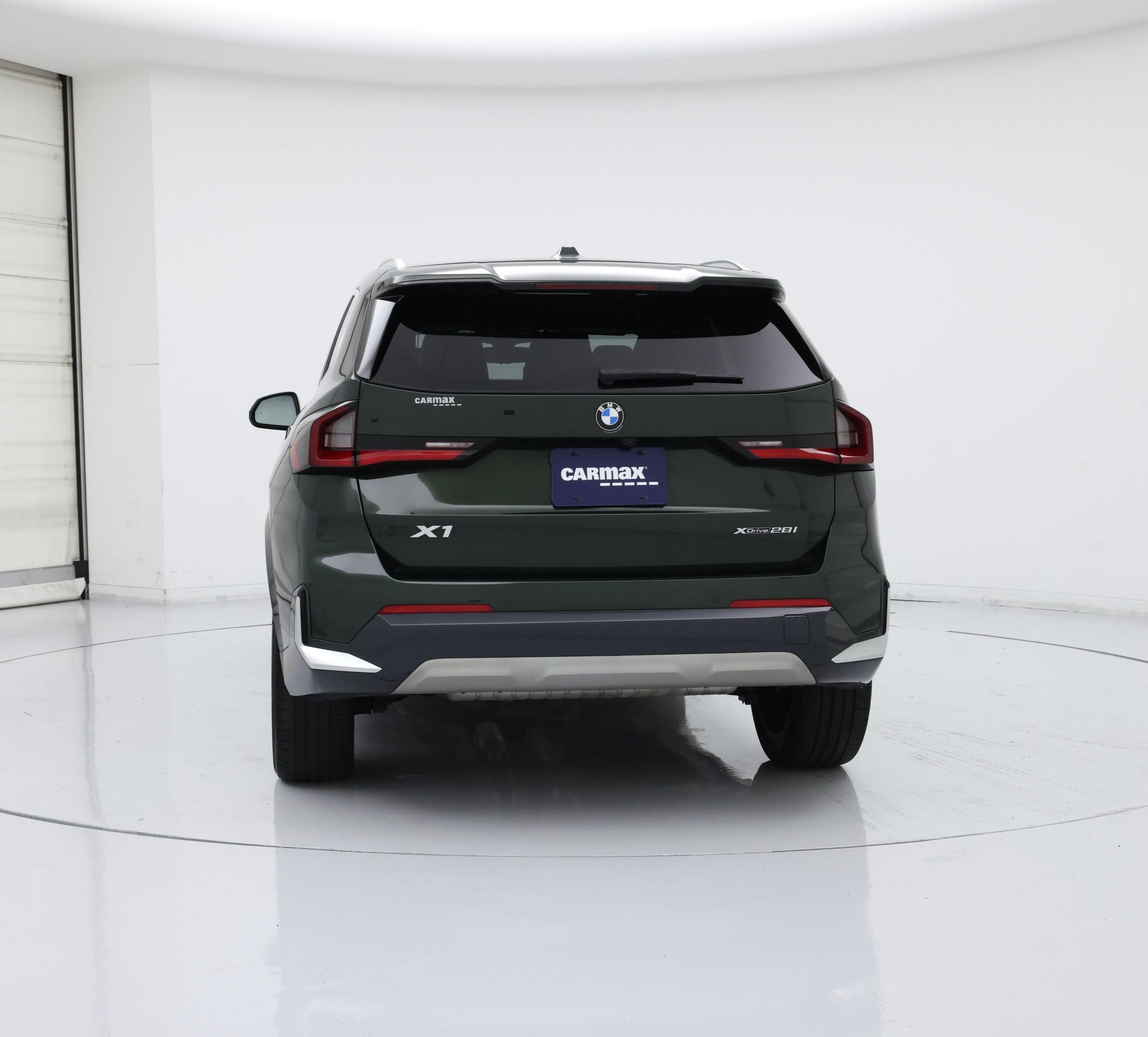 Thumbnail: 2023 BMW X1 - 6