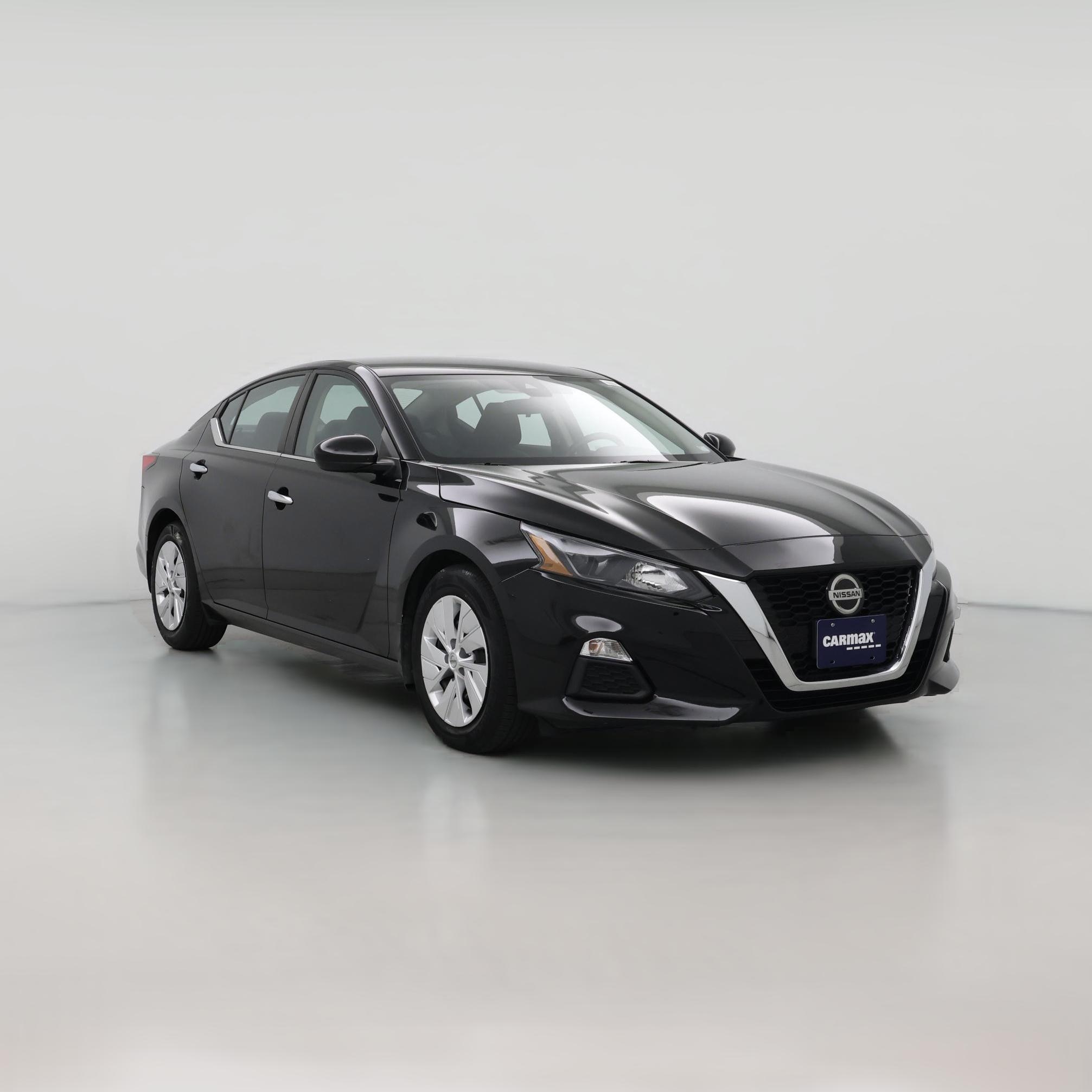 Thumbnail: 2022 Nissan Altima - 1
