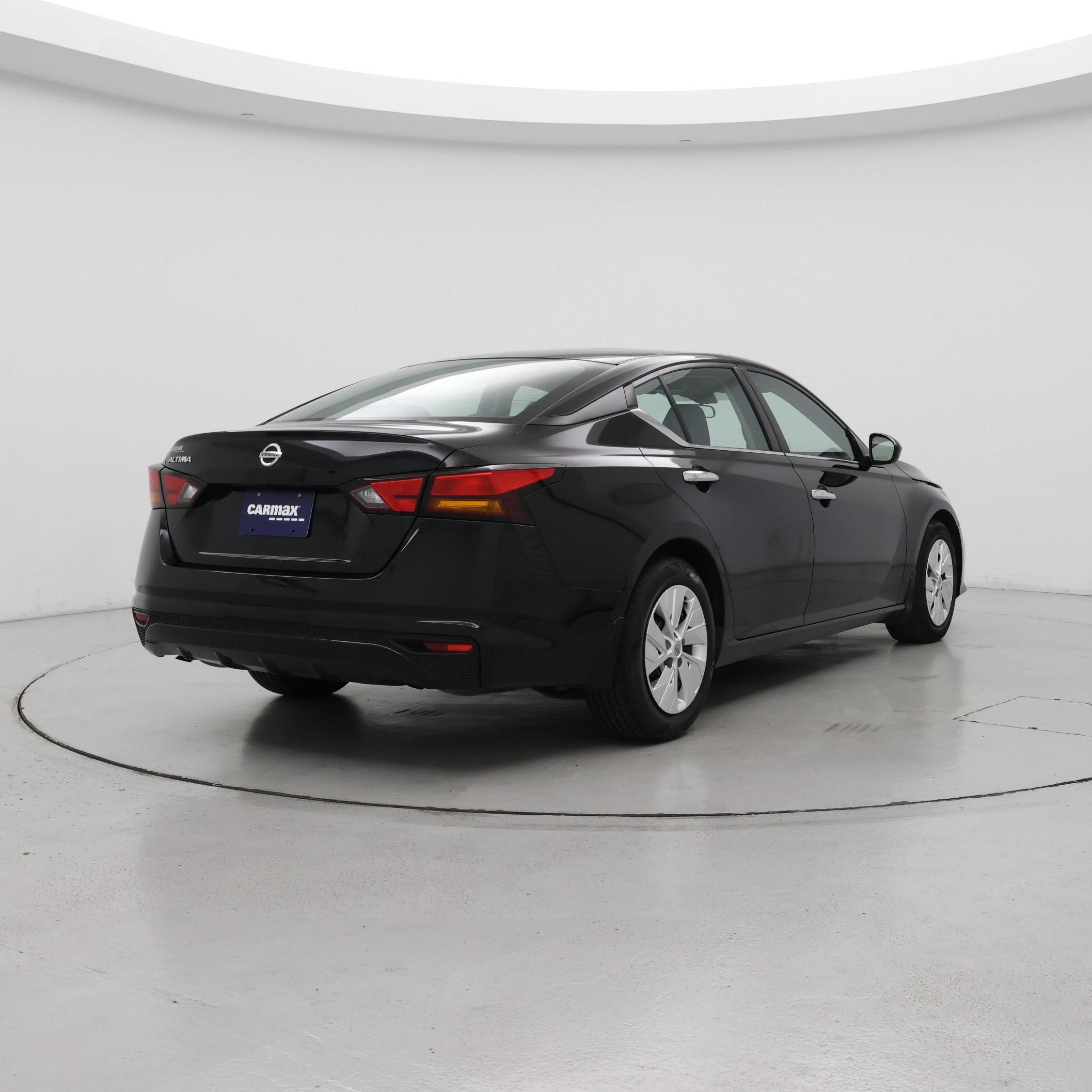 Thumbnail: 2022 Nissan Altima - 8