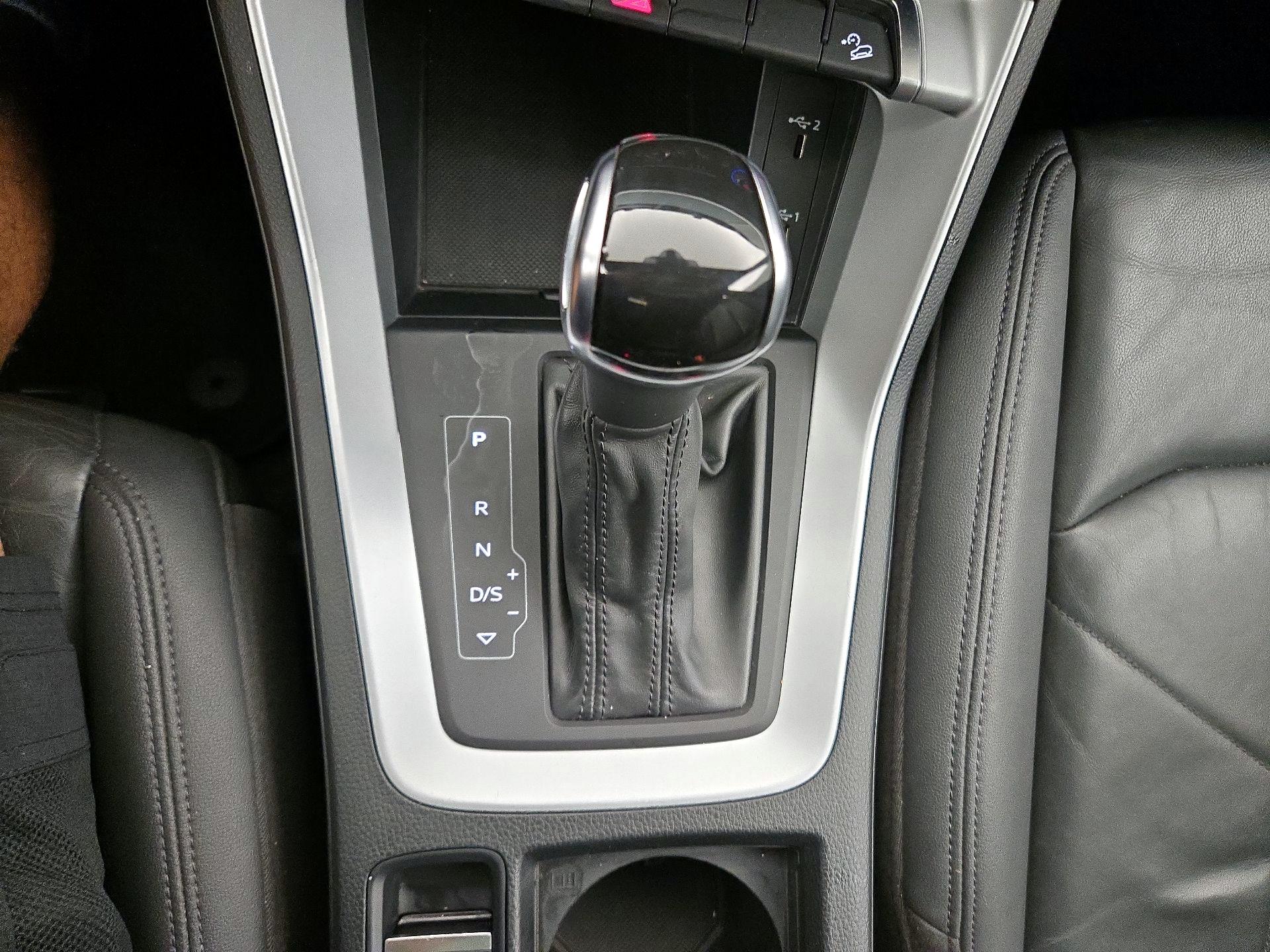 Thumbnail: 2020 Audi Q3 - 17