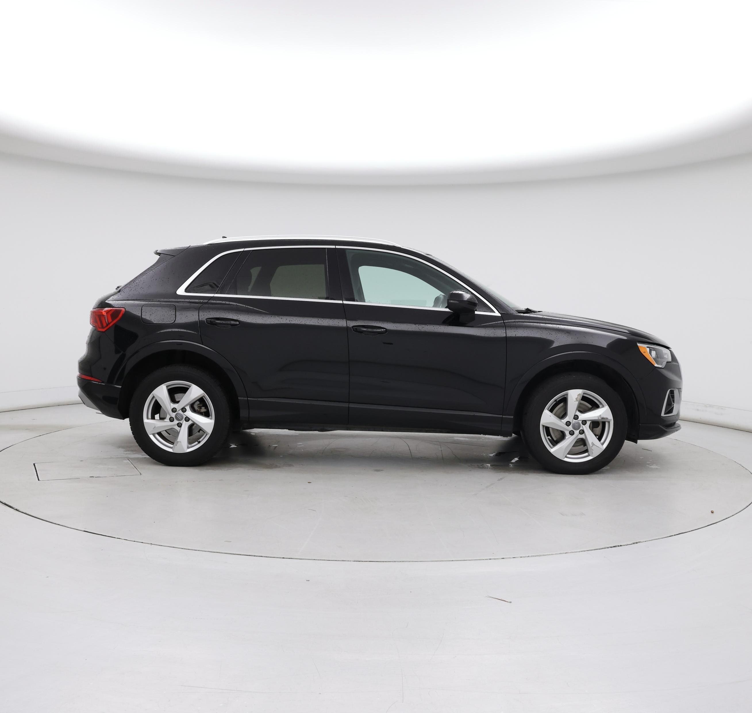 Thumbnail: 2020 Audi Q3 - 7