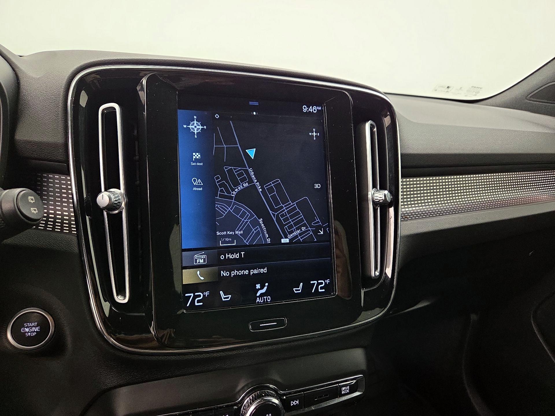 Thumbnail: 2021 Volvo XC40 - 14