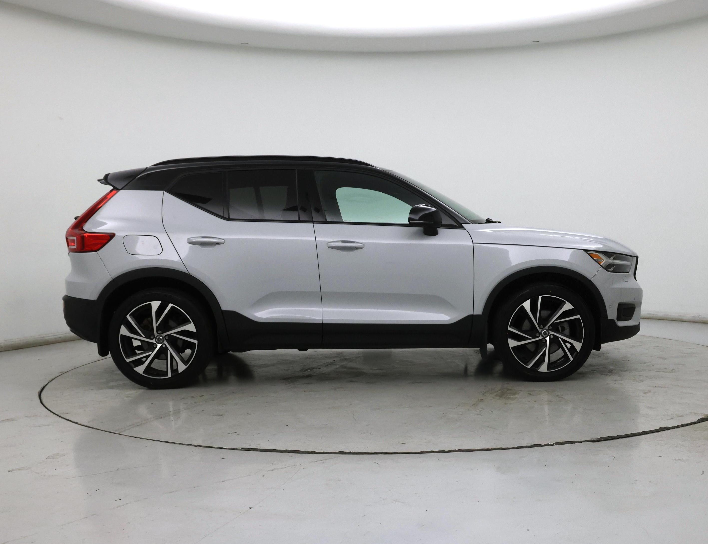 Thumbnail: 2021 Volvo XC40 - 7