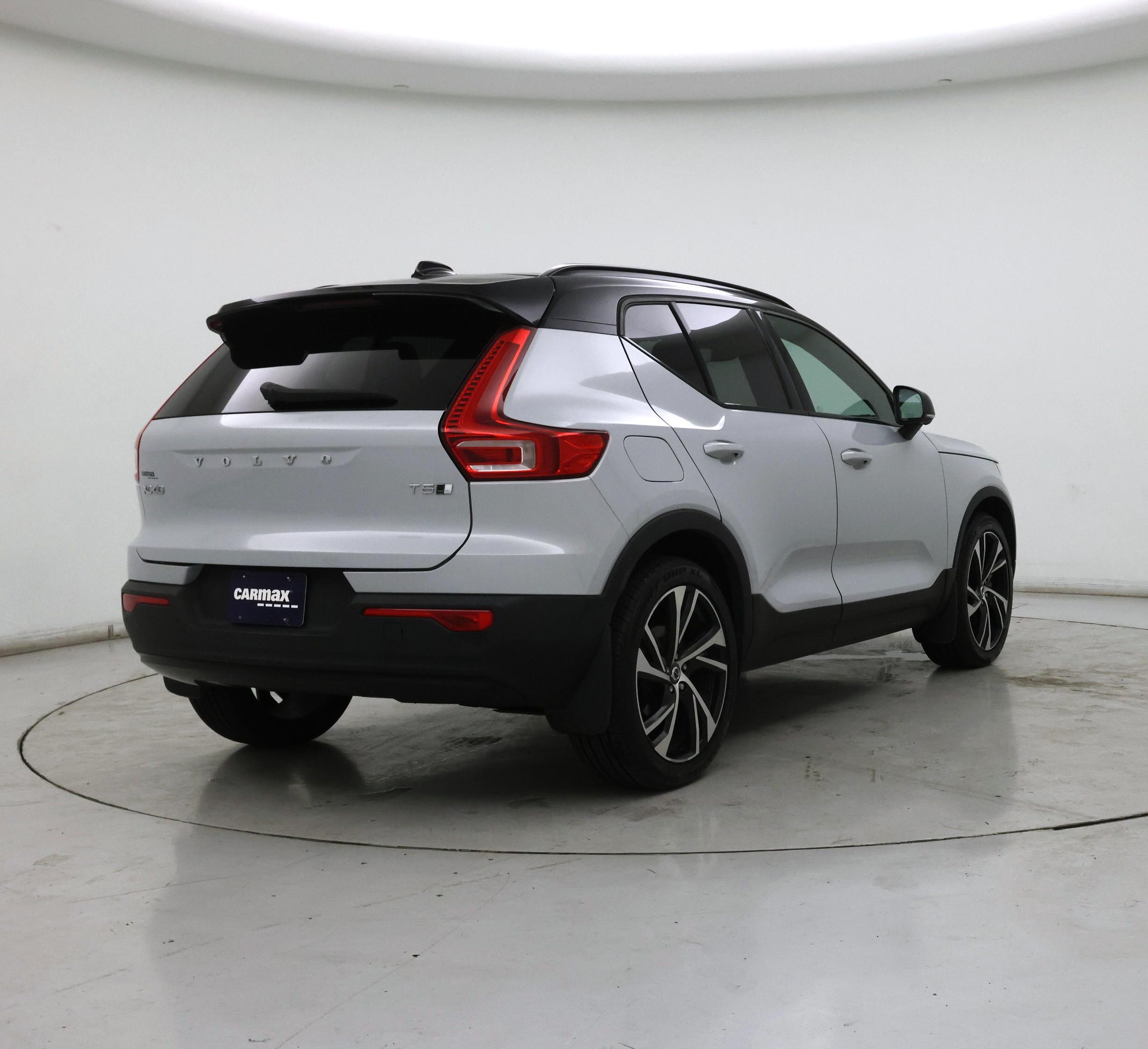 Thumbnail: 2021 Volvo XC40 - 8