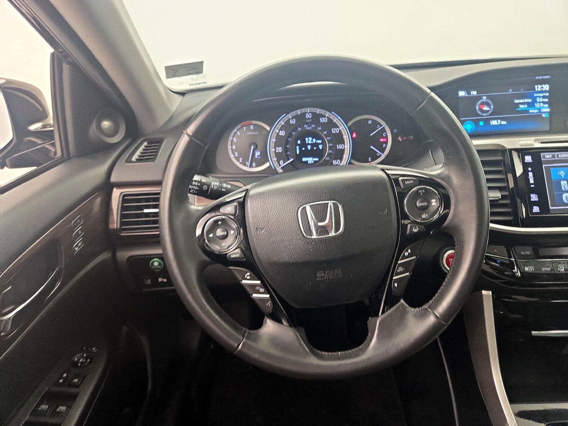 Thumbnail: 2017 Honda Accord - 10